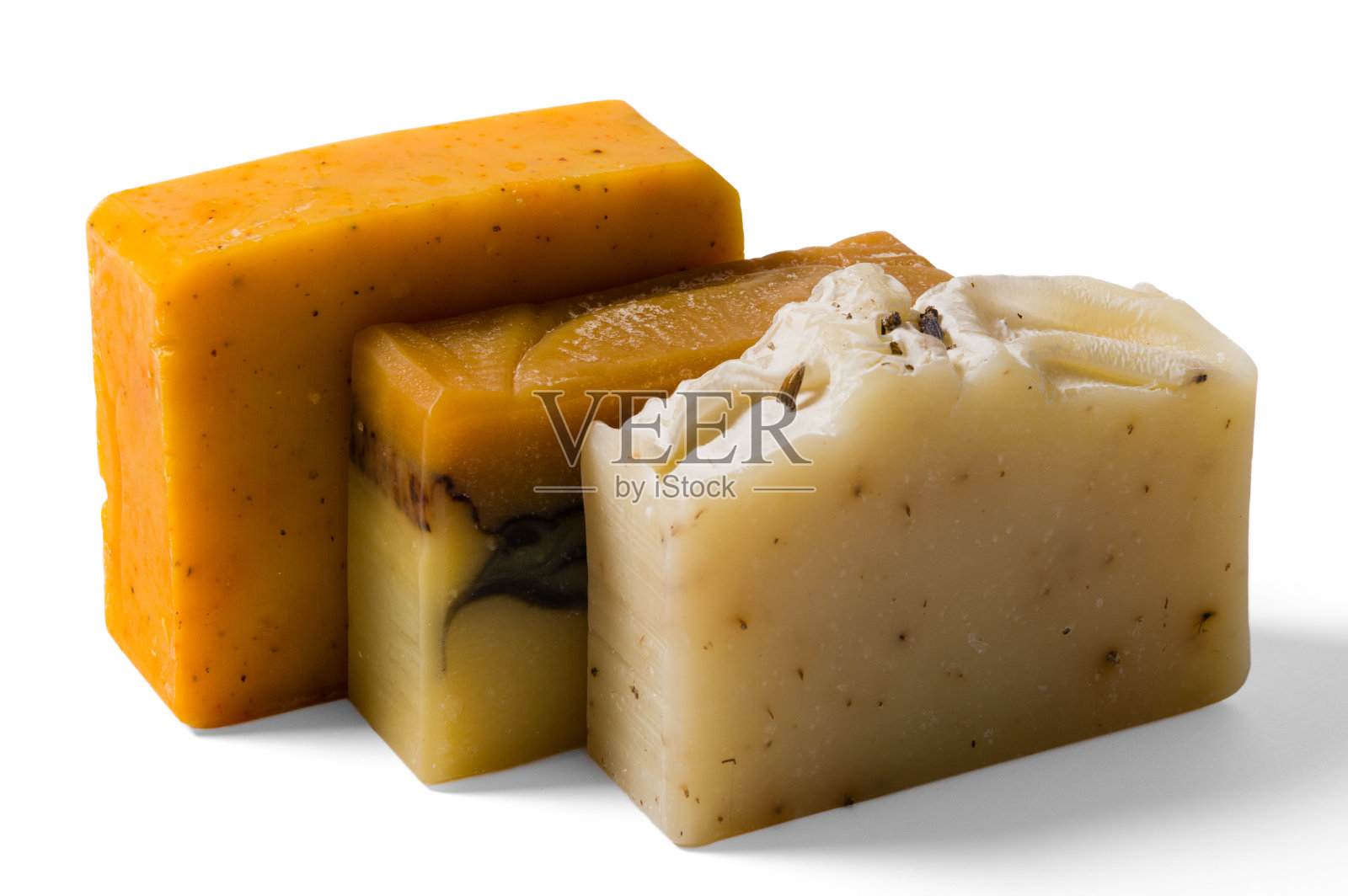 白色背景的手工有机肥皂条照片摄影图片