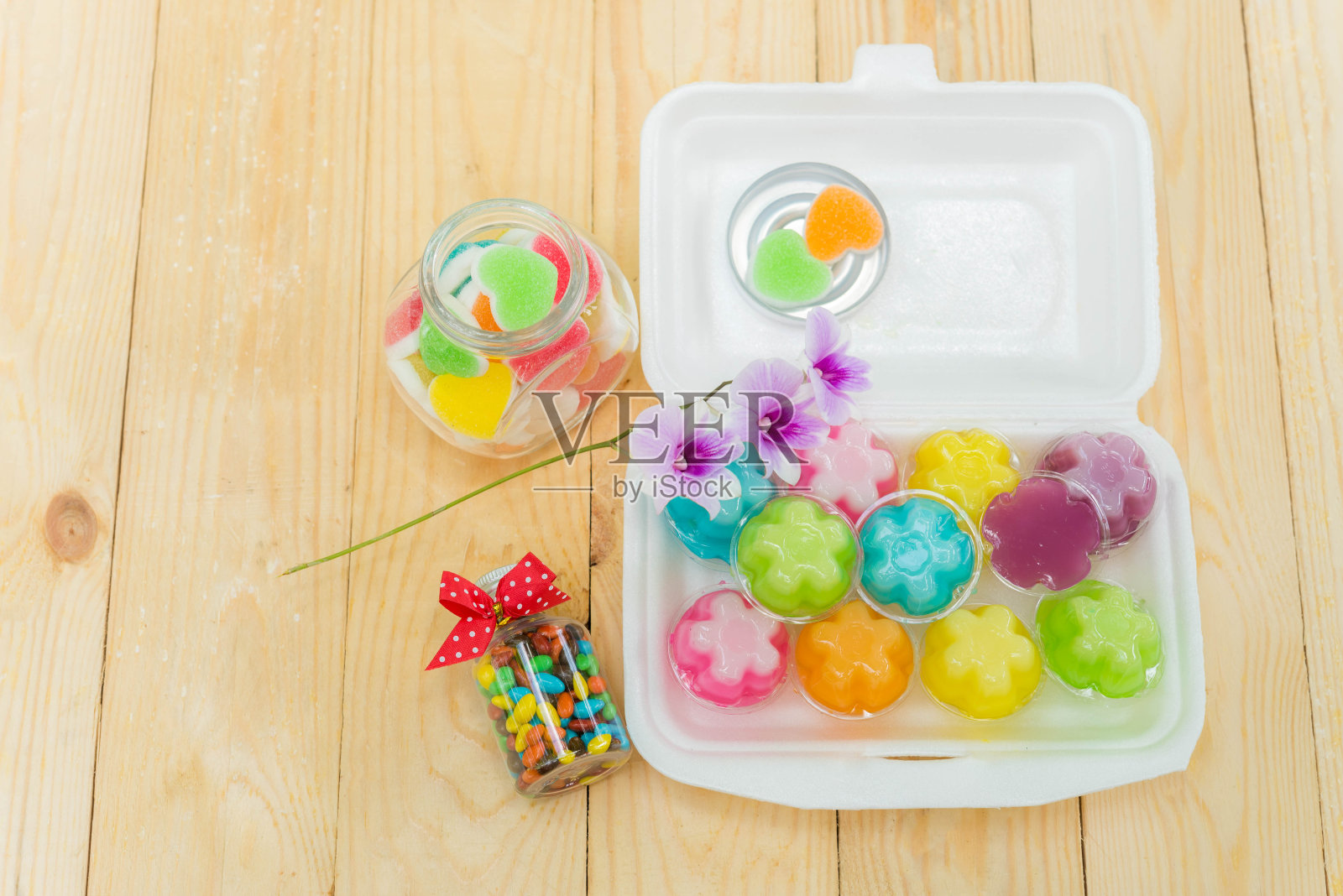 甜品椰蓉五彩缤纷，泰式甜品五彩缤纷照片摄影图片