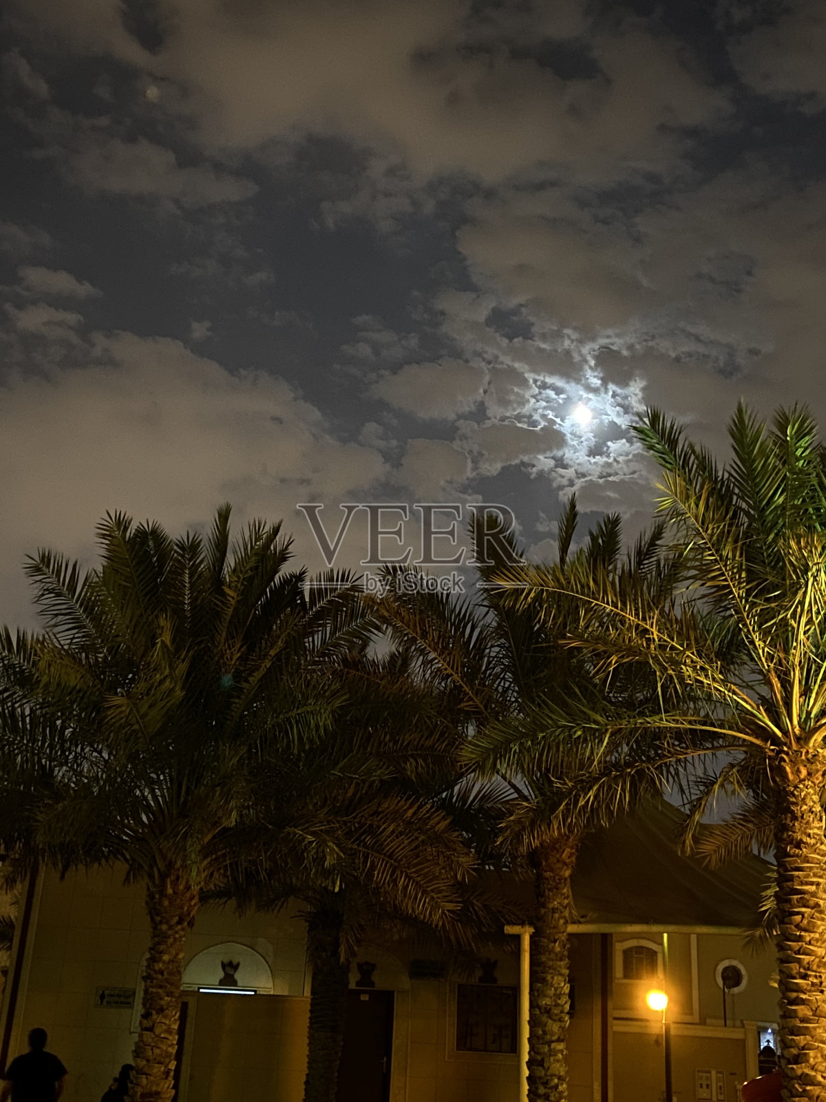 天空月光照片摄影图片