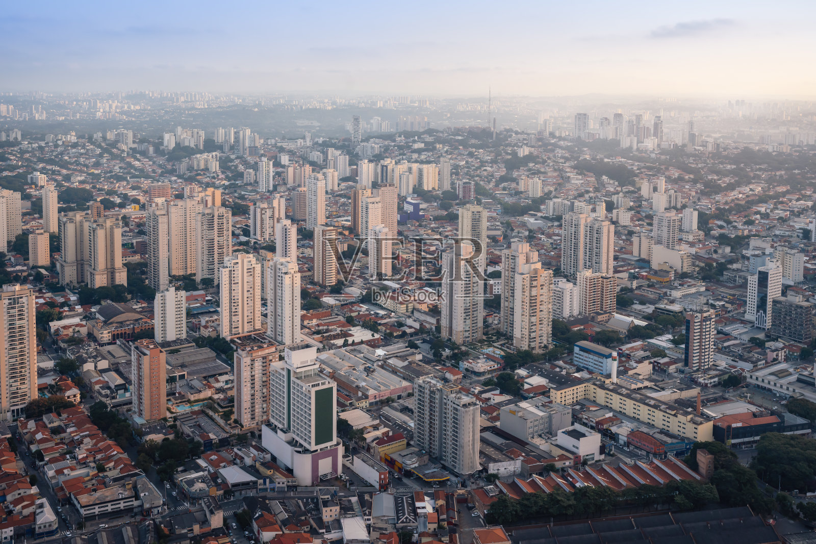 拉帕和维拉罗马纳附近的鸟瞰图-圣保罗，巴西照片摄影图片