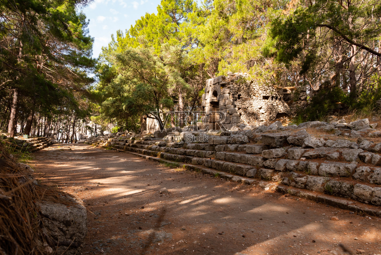 土耳其安塔利亚省，帕塞利斯的古街照片摄影图片