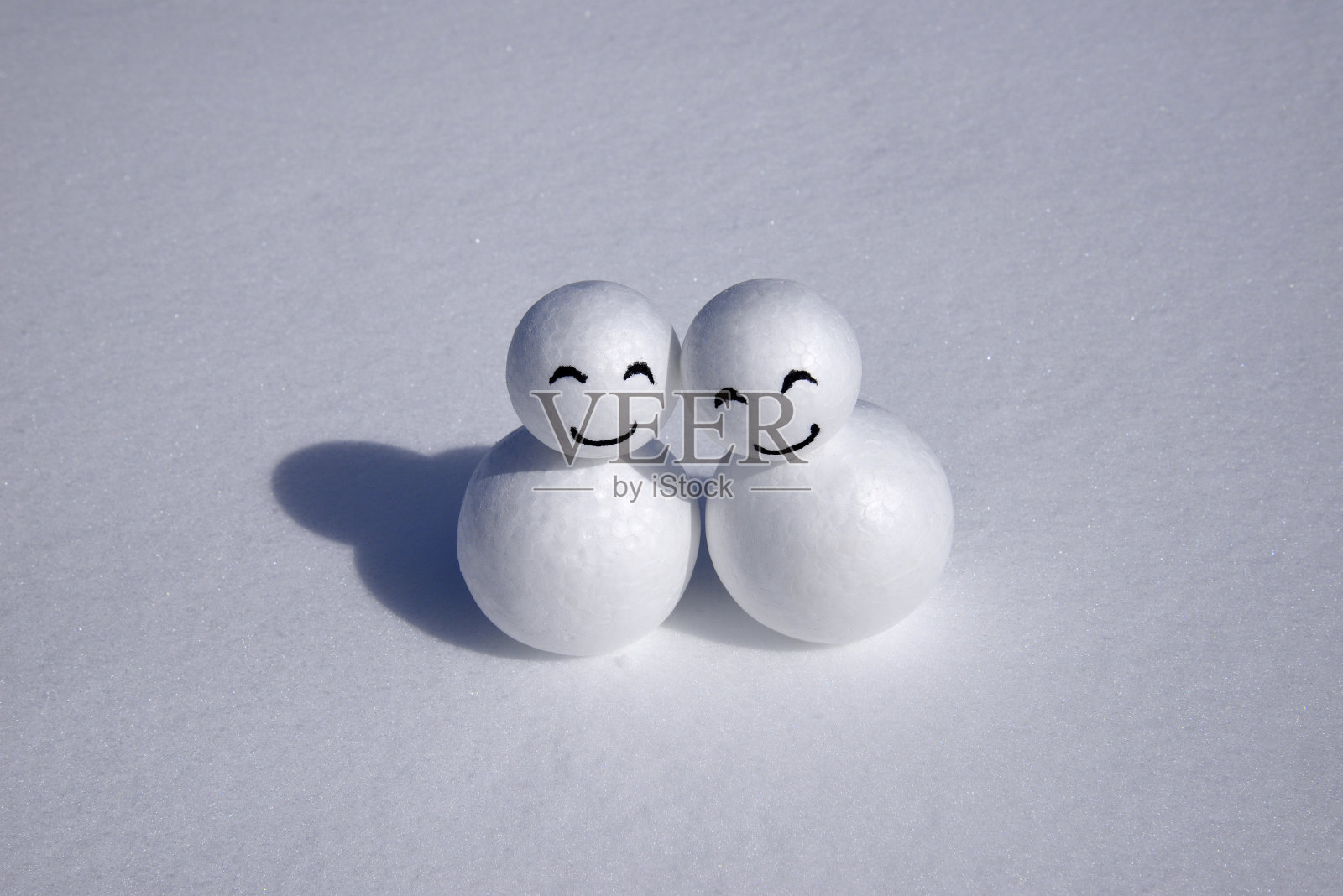 雪娃娃照片摄影图片