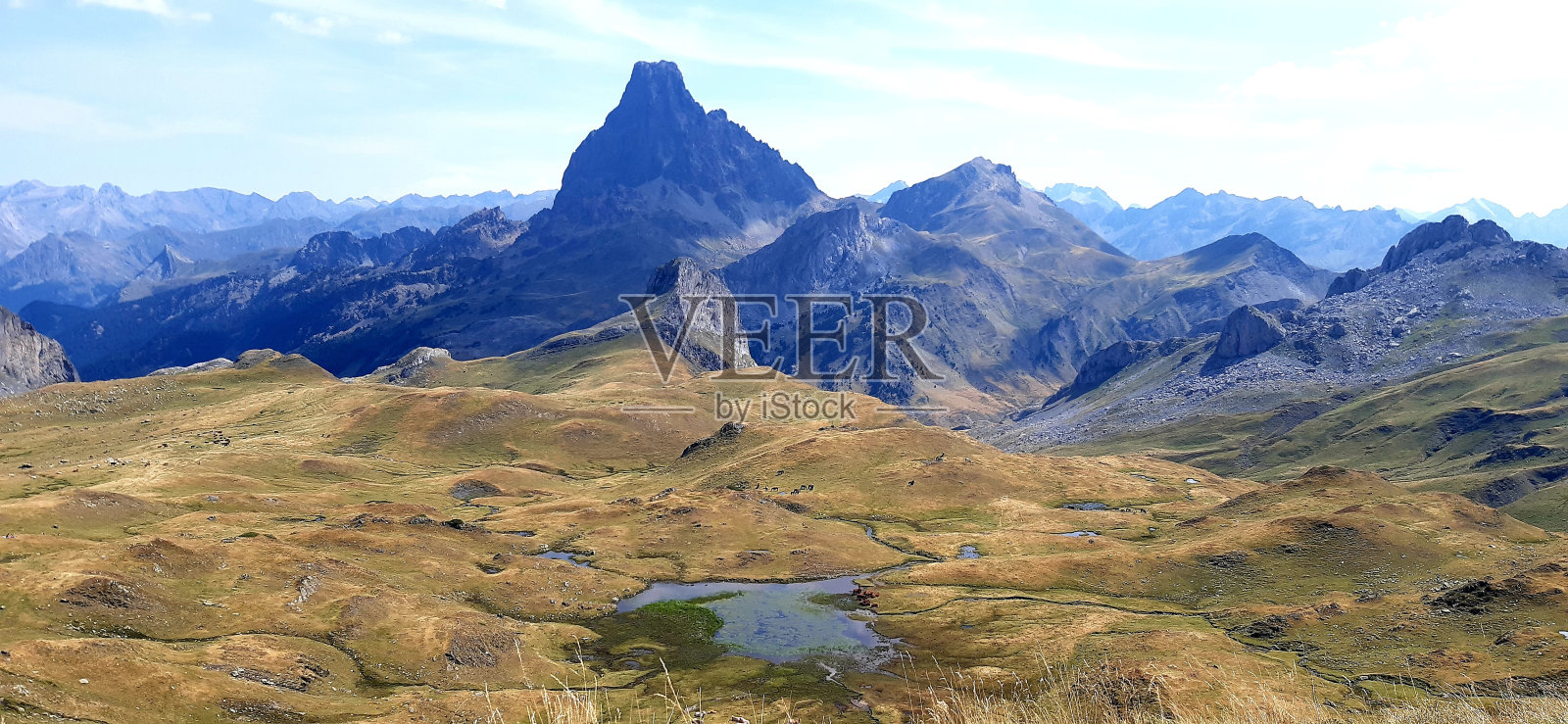 Midi d’ossau。照片摄影图片