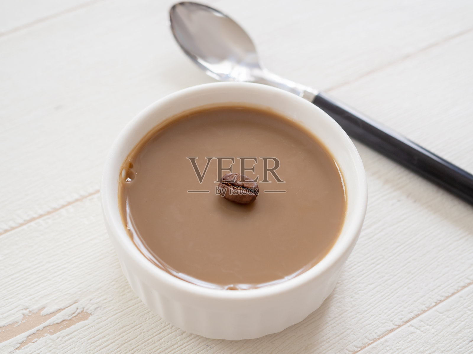 自制咖啡牛奶布丁照片摄影图片