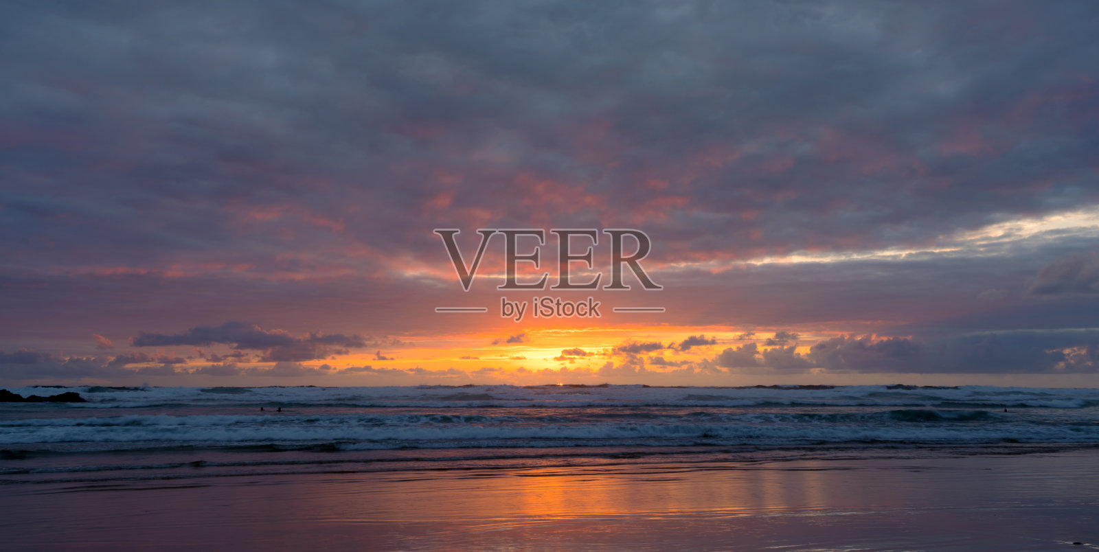 日落的Perranporth海滩照片摄影图片