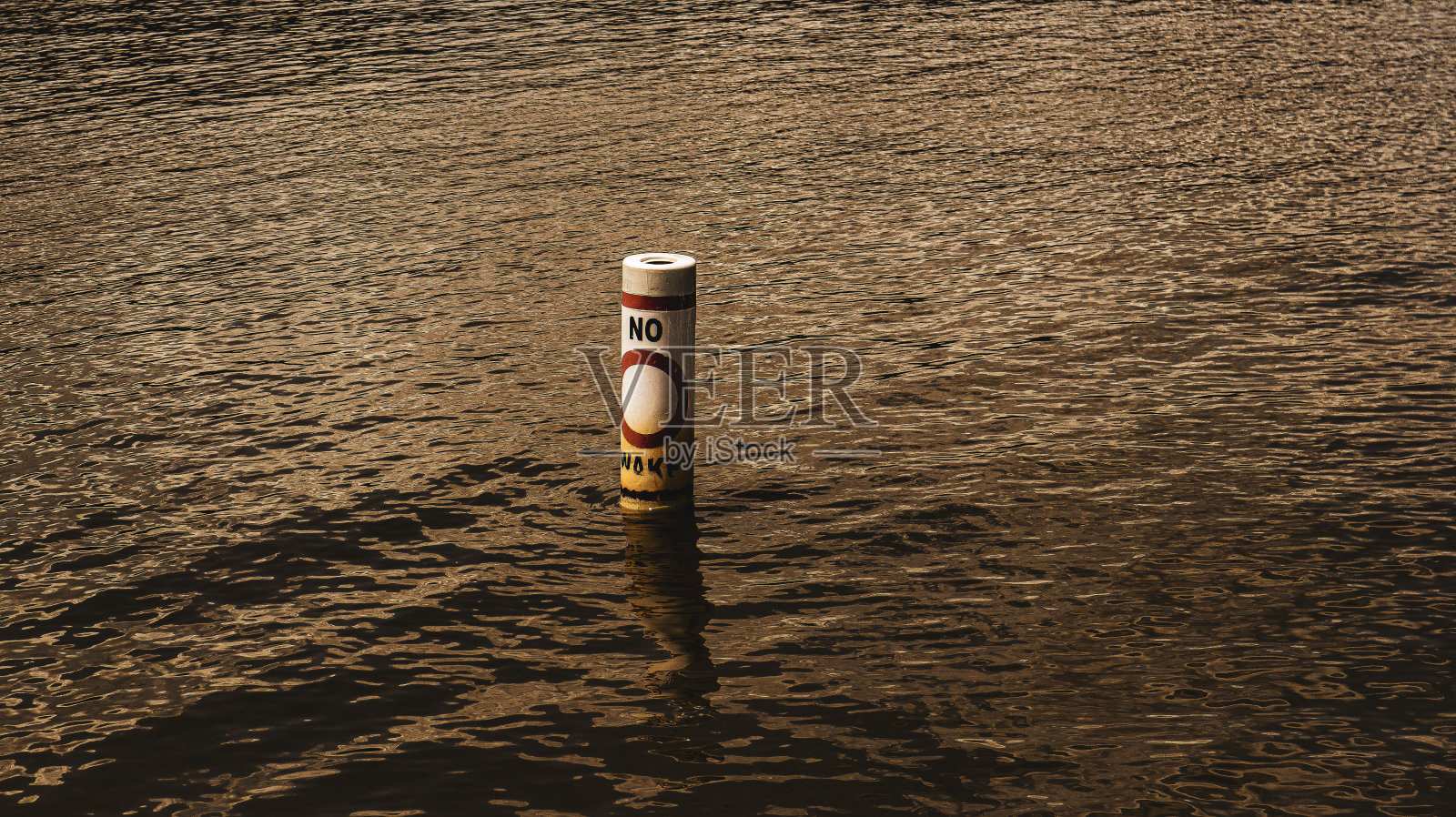 一份没有Wake Lake的声明照片摄影图片