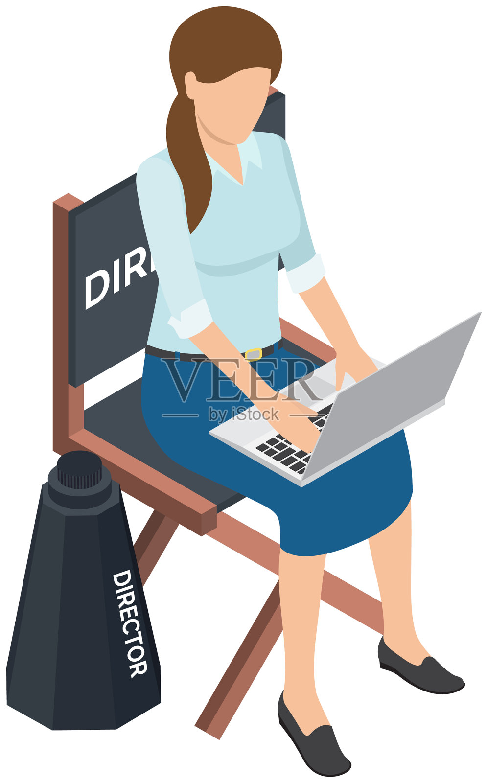 女电影导演坐在电脑前设计元素图片