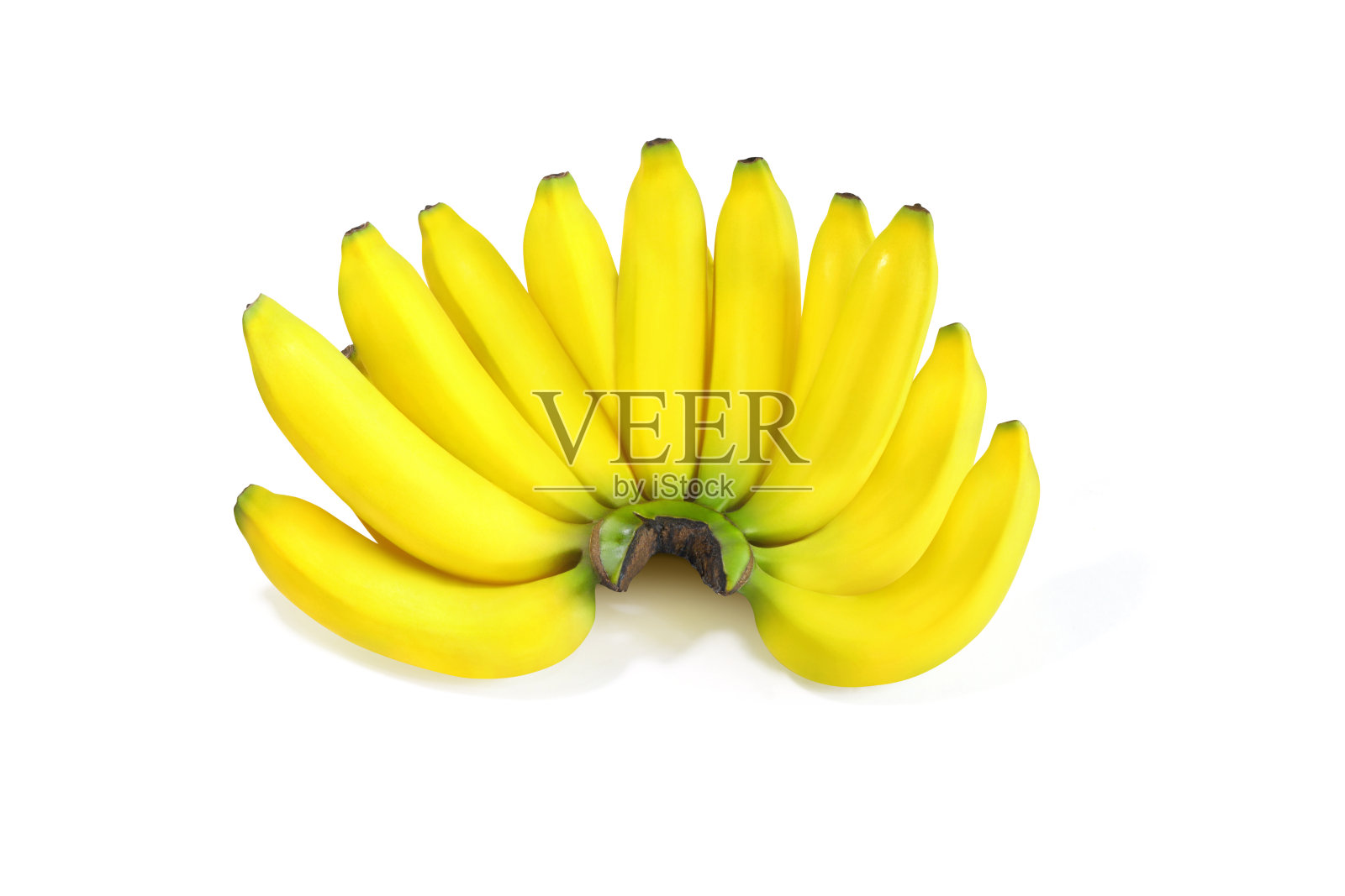 一串成熟的香蕉孤立在白色背景与切割路径和全景深。照片摄影图片