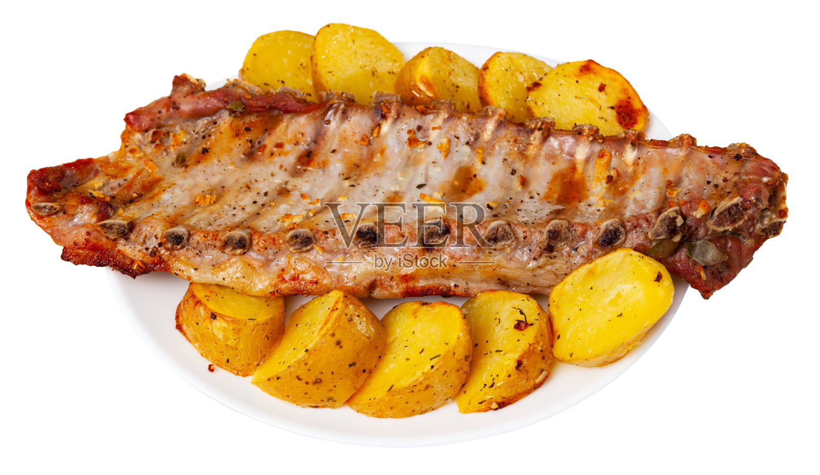 烤排骨配炸土豆照片摄影图片