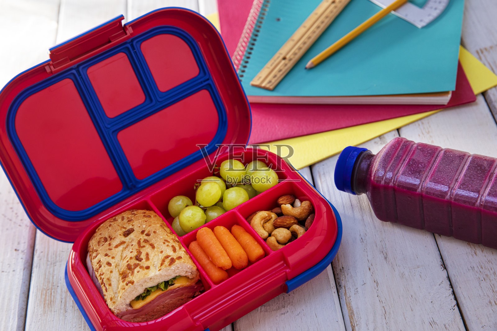 回到学校午餐盒照片摄影图片