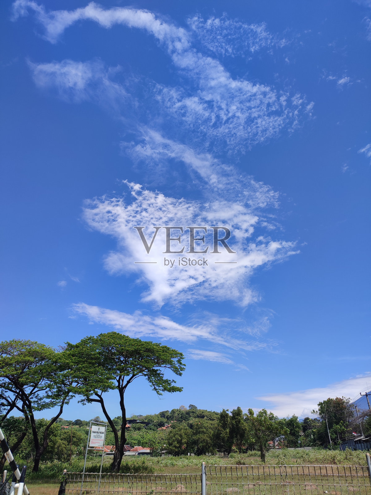 美丽的蓝天照片摄影图片