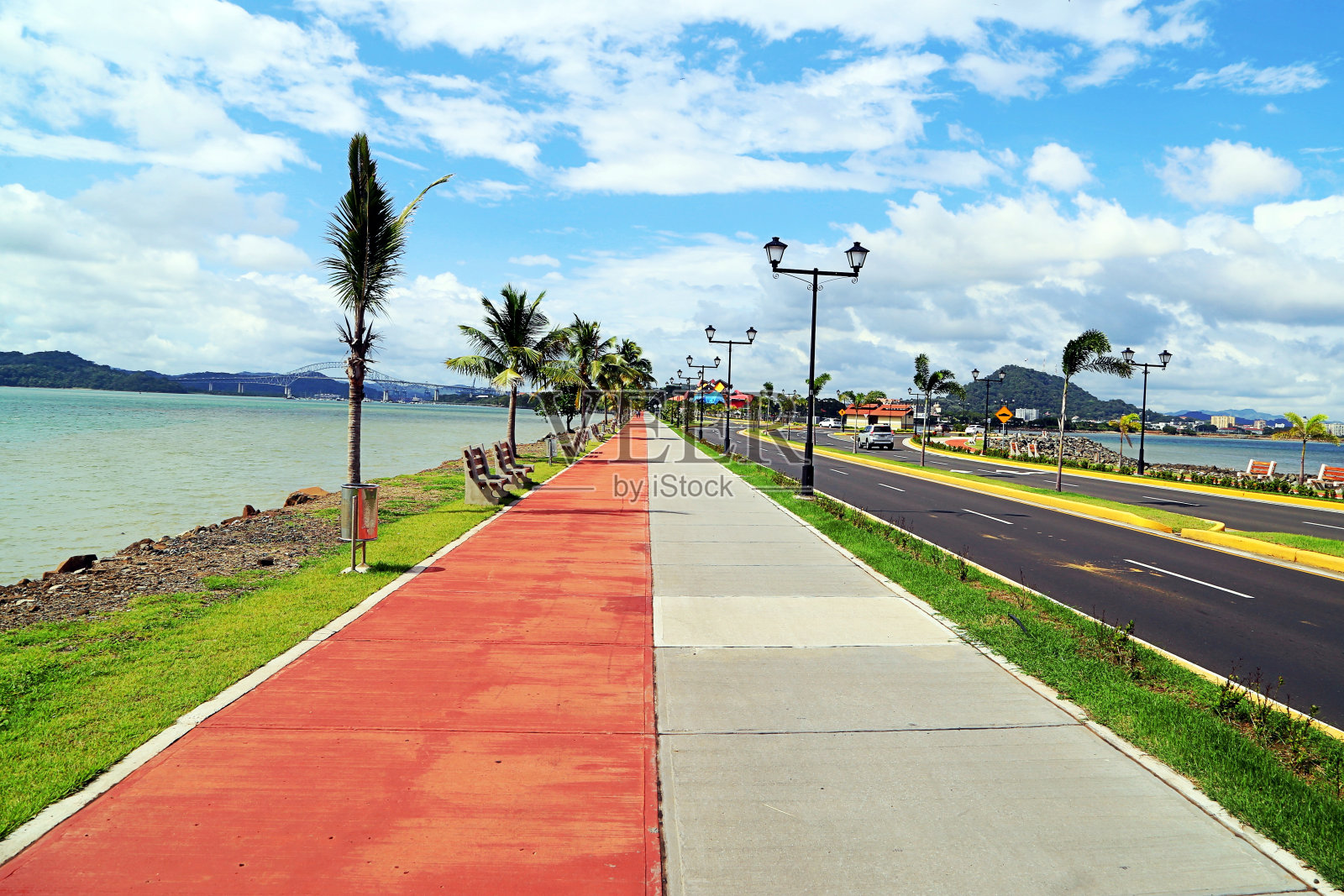 半岛沿岸公路照片摄影图片