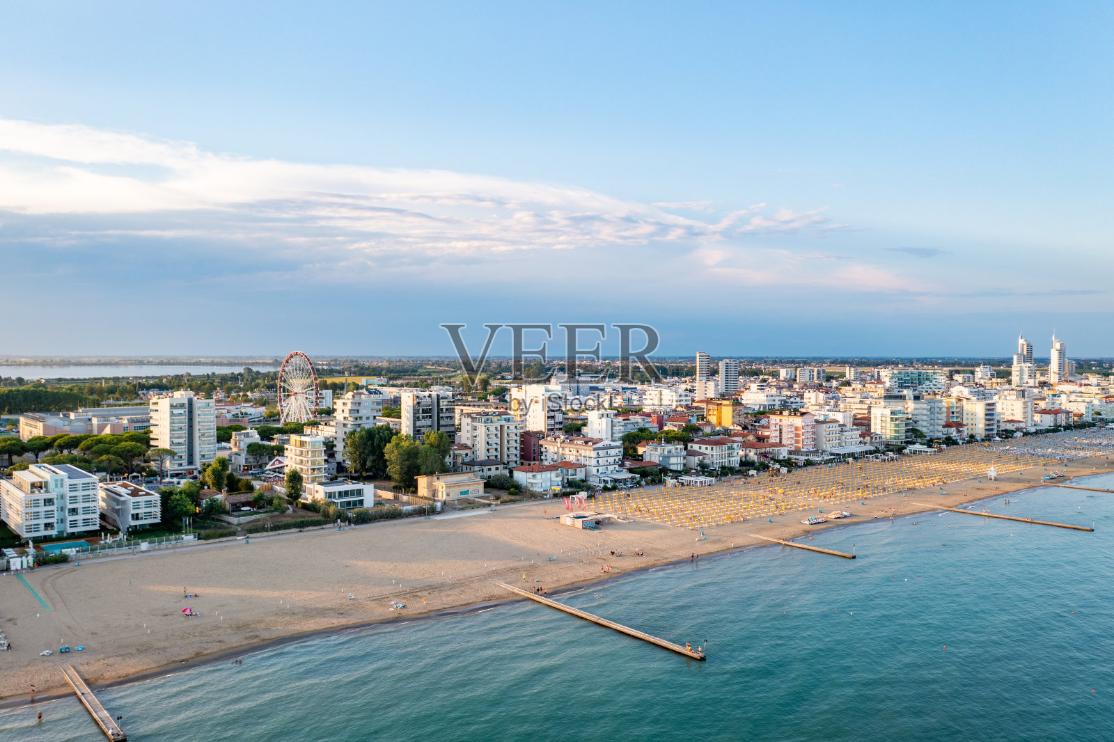 意大利耶索洛海滩的丽都照片摄影图片
