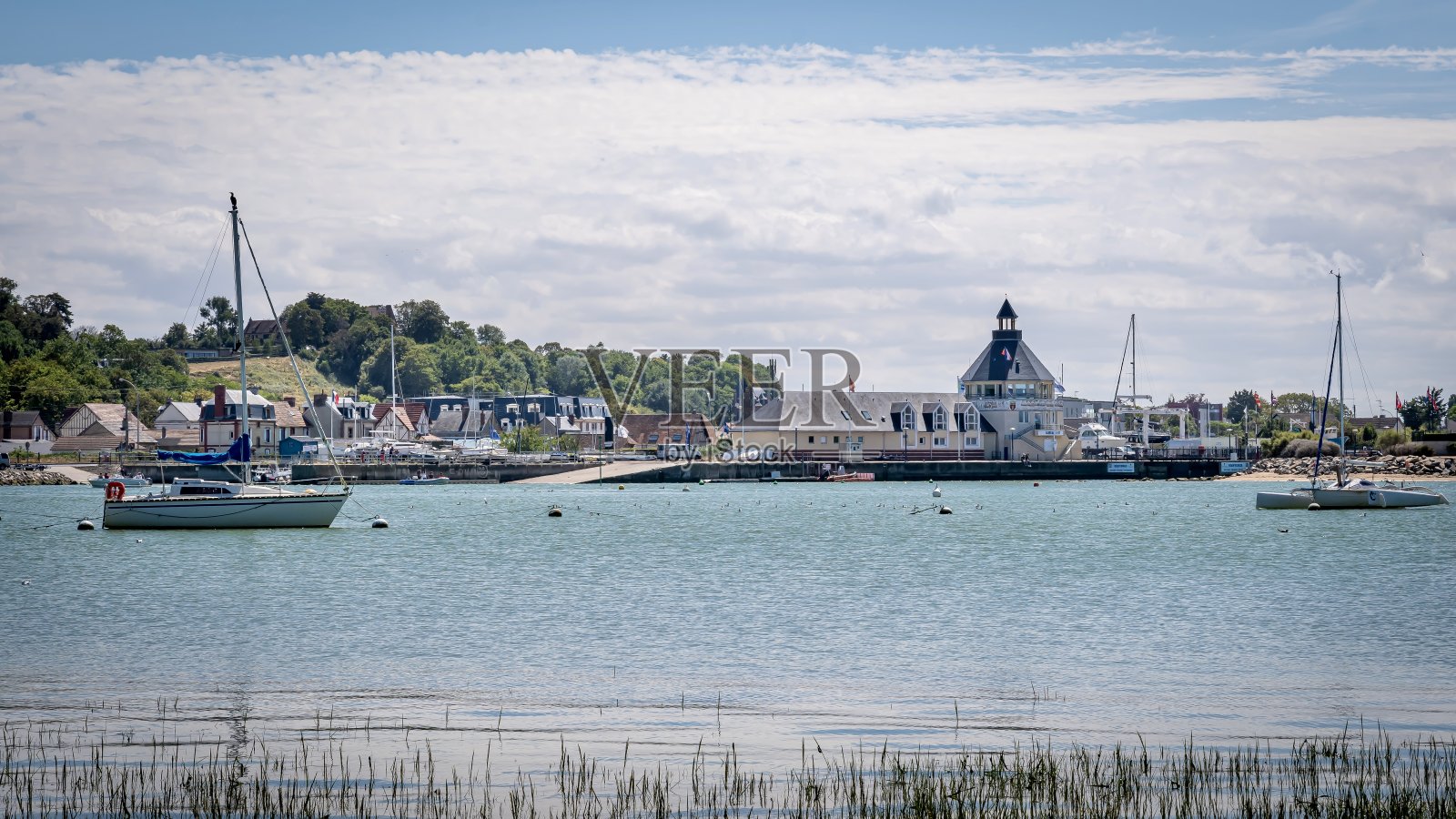 法国诺曼底滨海潜水照片摄影图片