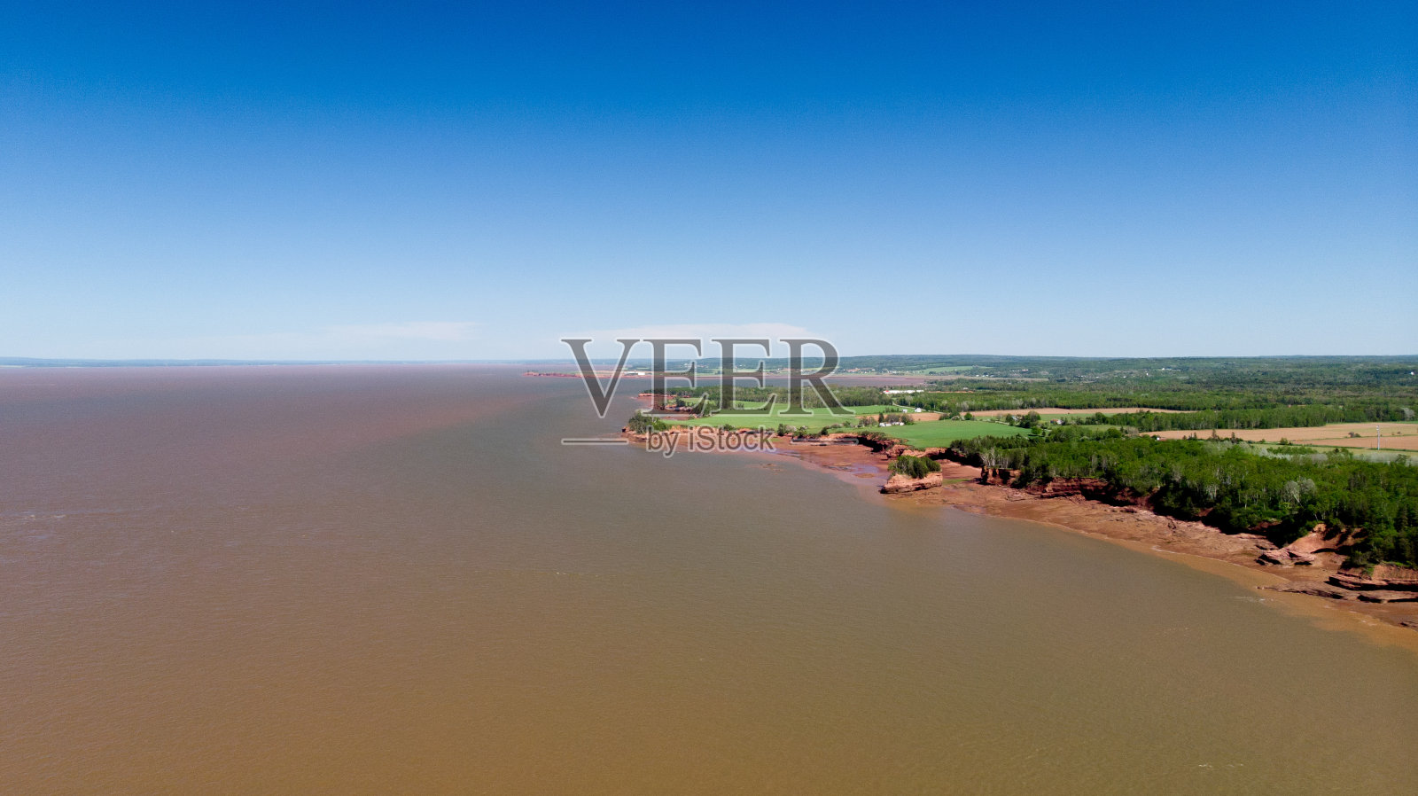 芬迪湾，在新斯科舍的焦大衣头附近可以看到海床照片摄影图片