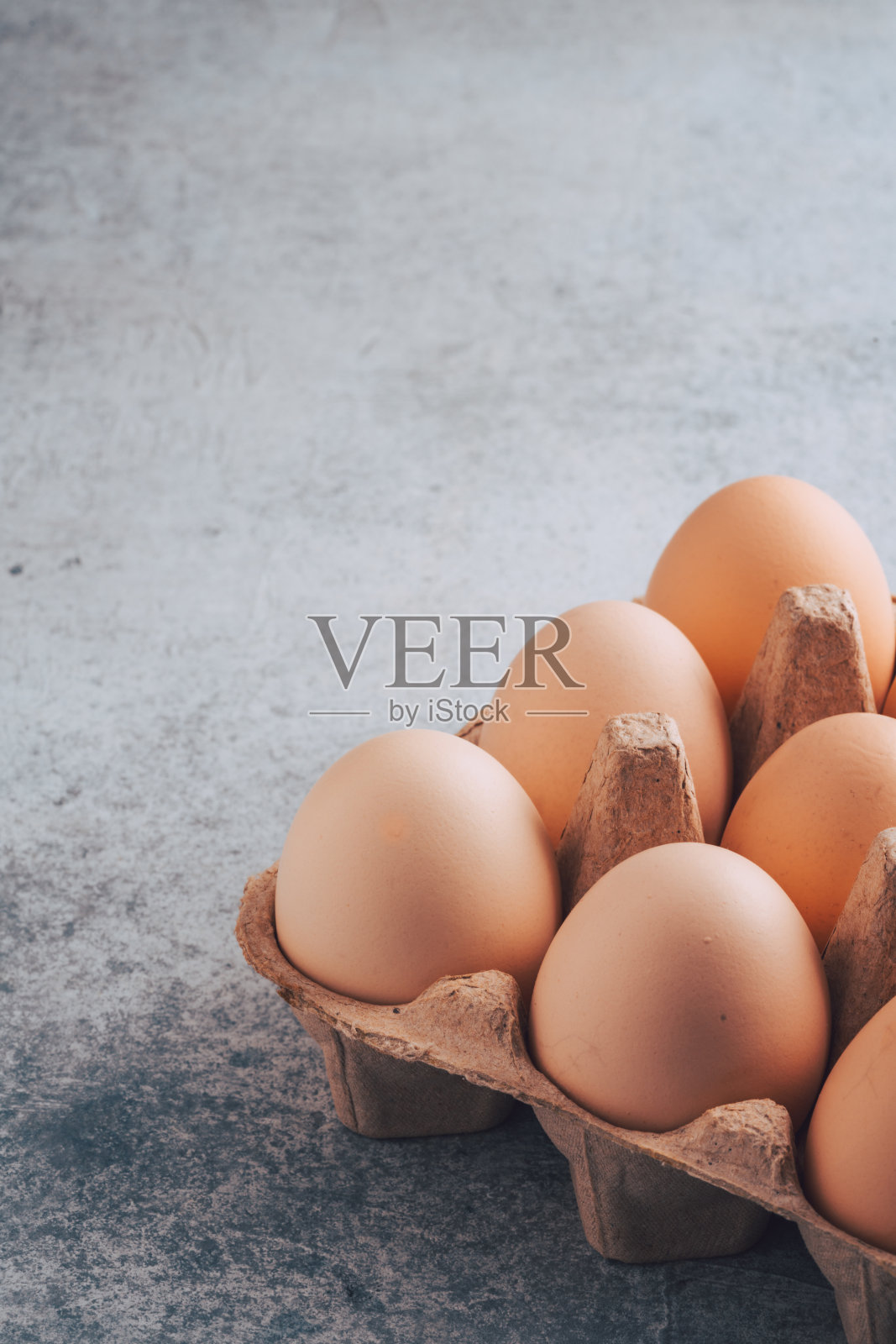 黄鸡蛋在vintage背景照片摄影图片