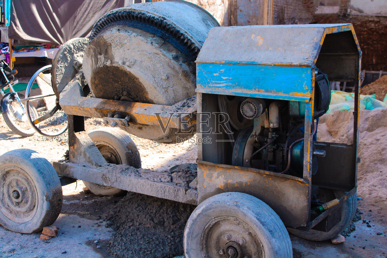 混凝土搅拌机:施工设备照片摄影图片