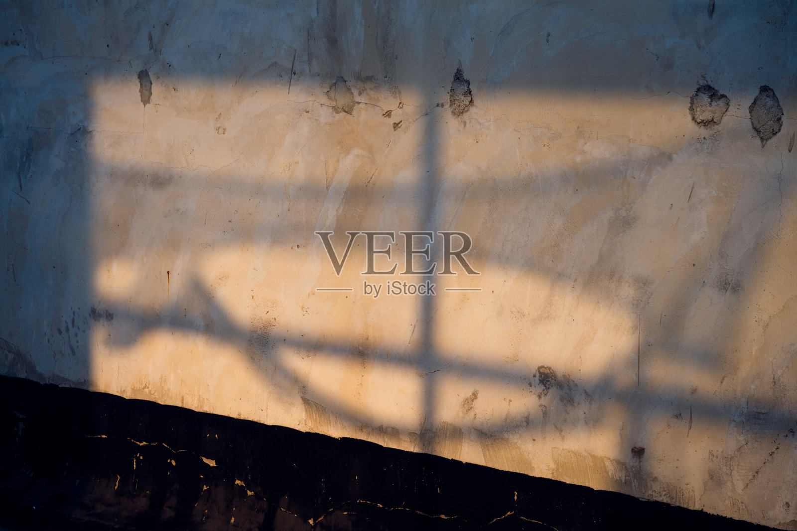 清晨的日出之城照片摄影图片