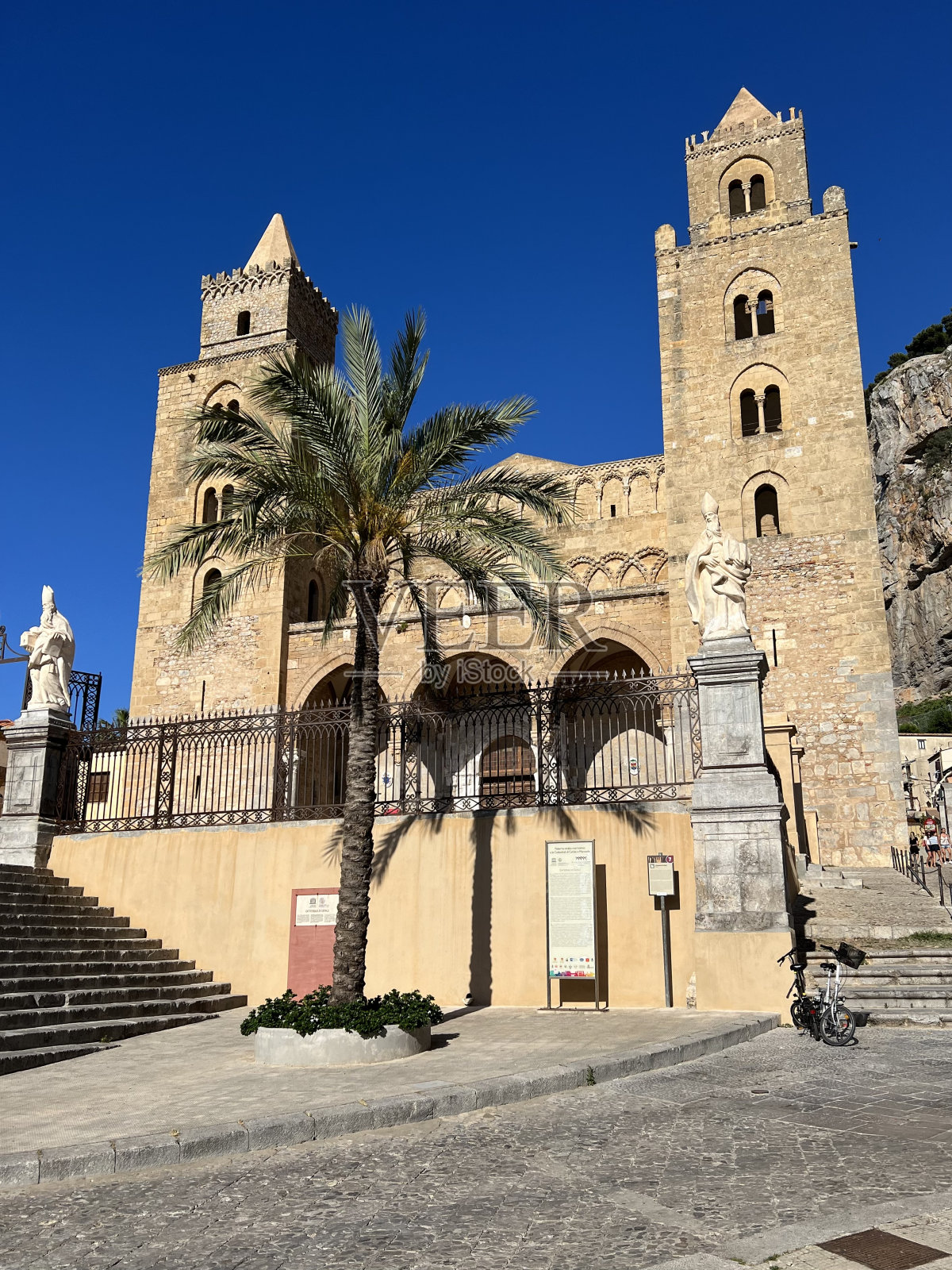 切法卢大教堂照片摄影图片