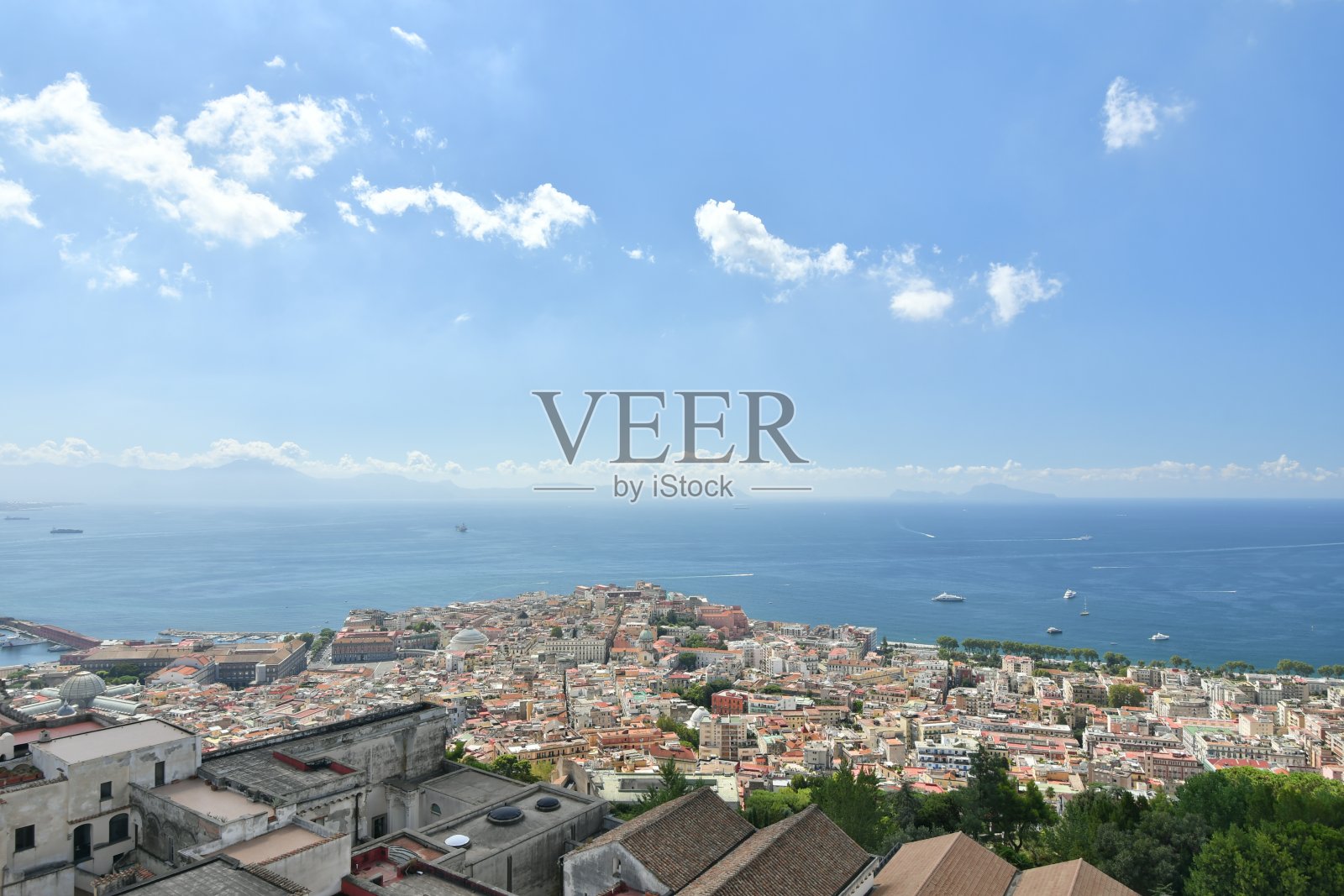 意大利那不勒斯古城。照片摄影图片