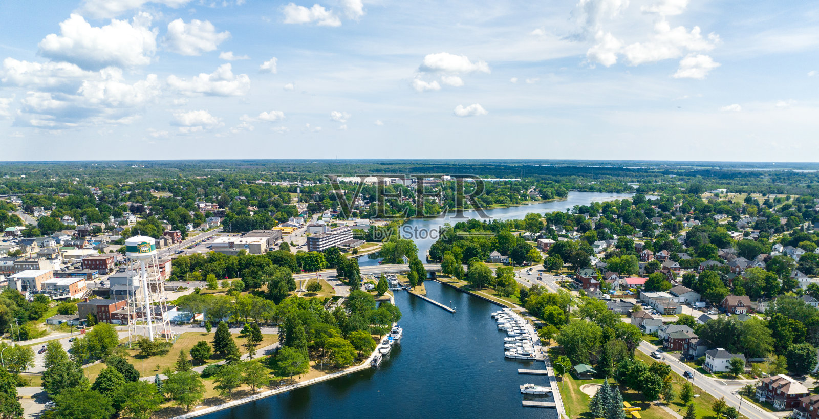 加拿大安大略省的史密斯瀑布高水塔照片摄影图片