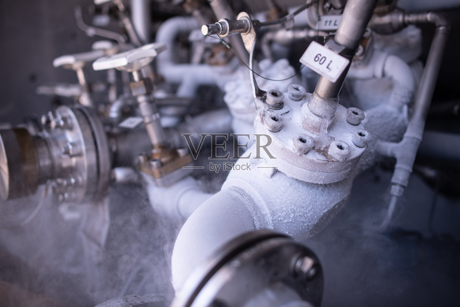 金属和冷凝照片摄影图片