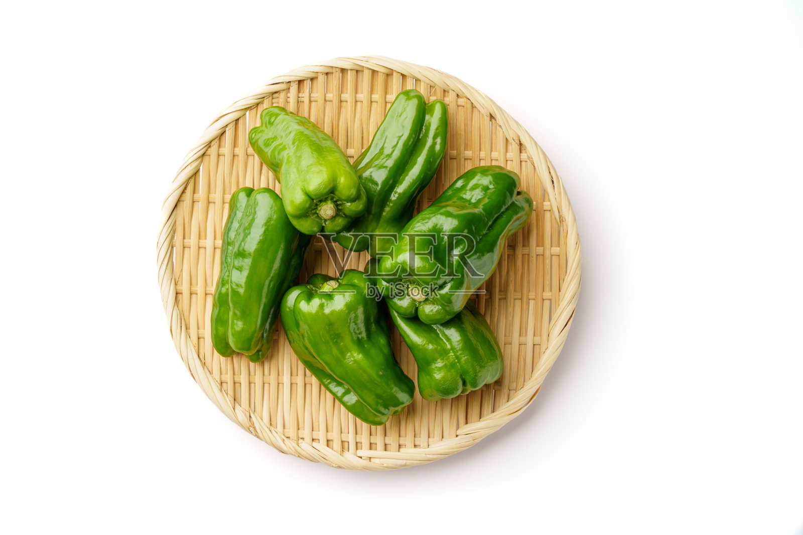 生的绿色有机青椒照片摄影图片