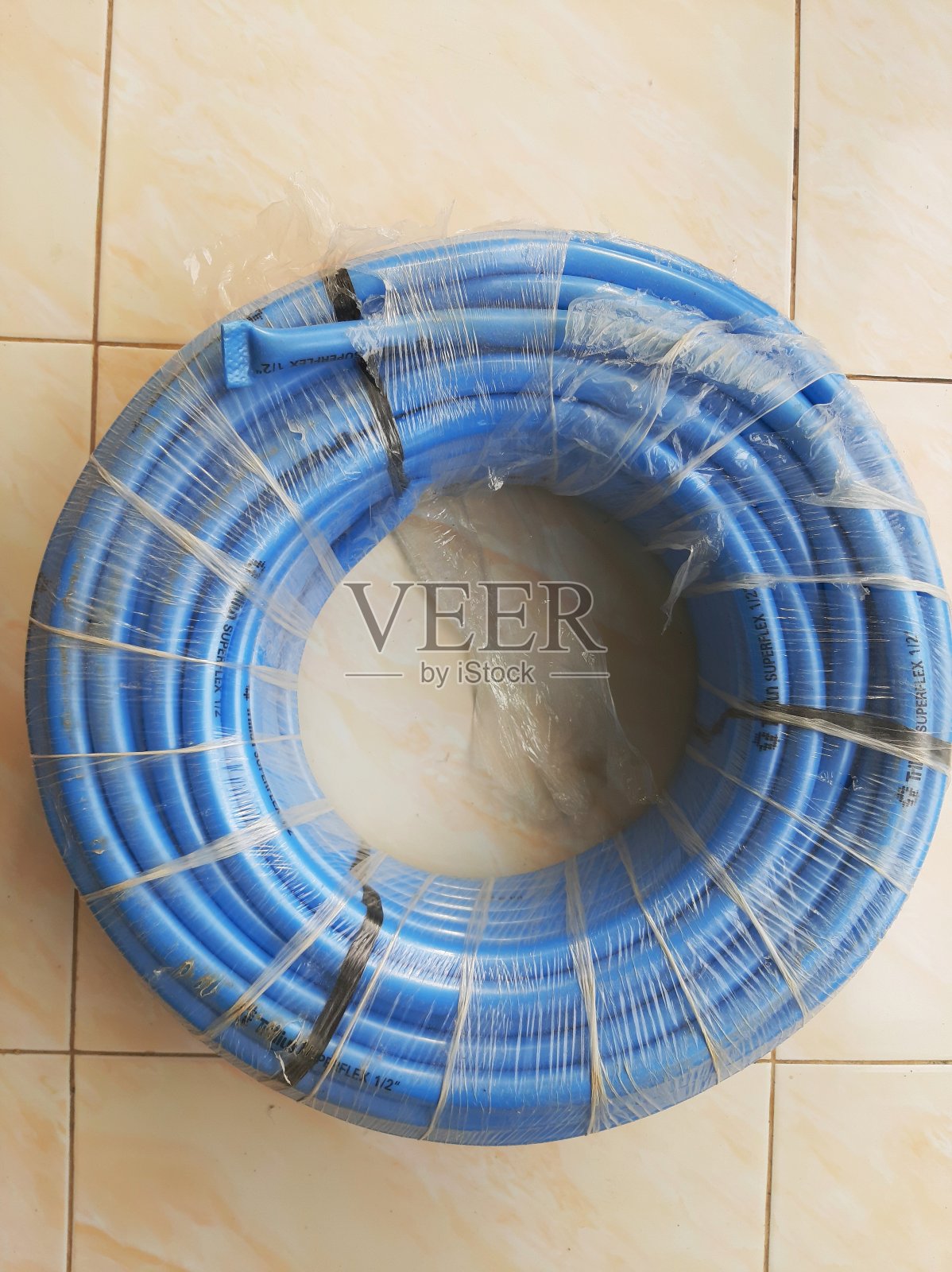 塑料材质的水管照片摄影图片