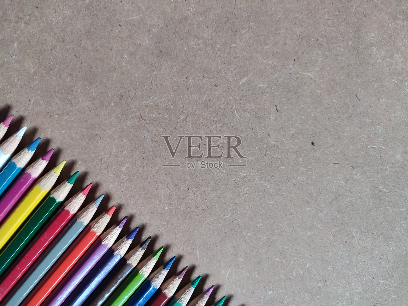 彩色铅笔作为背景照片摄影图片