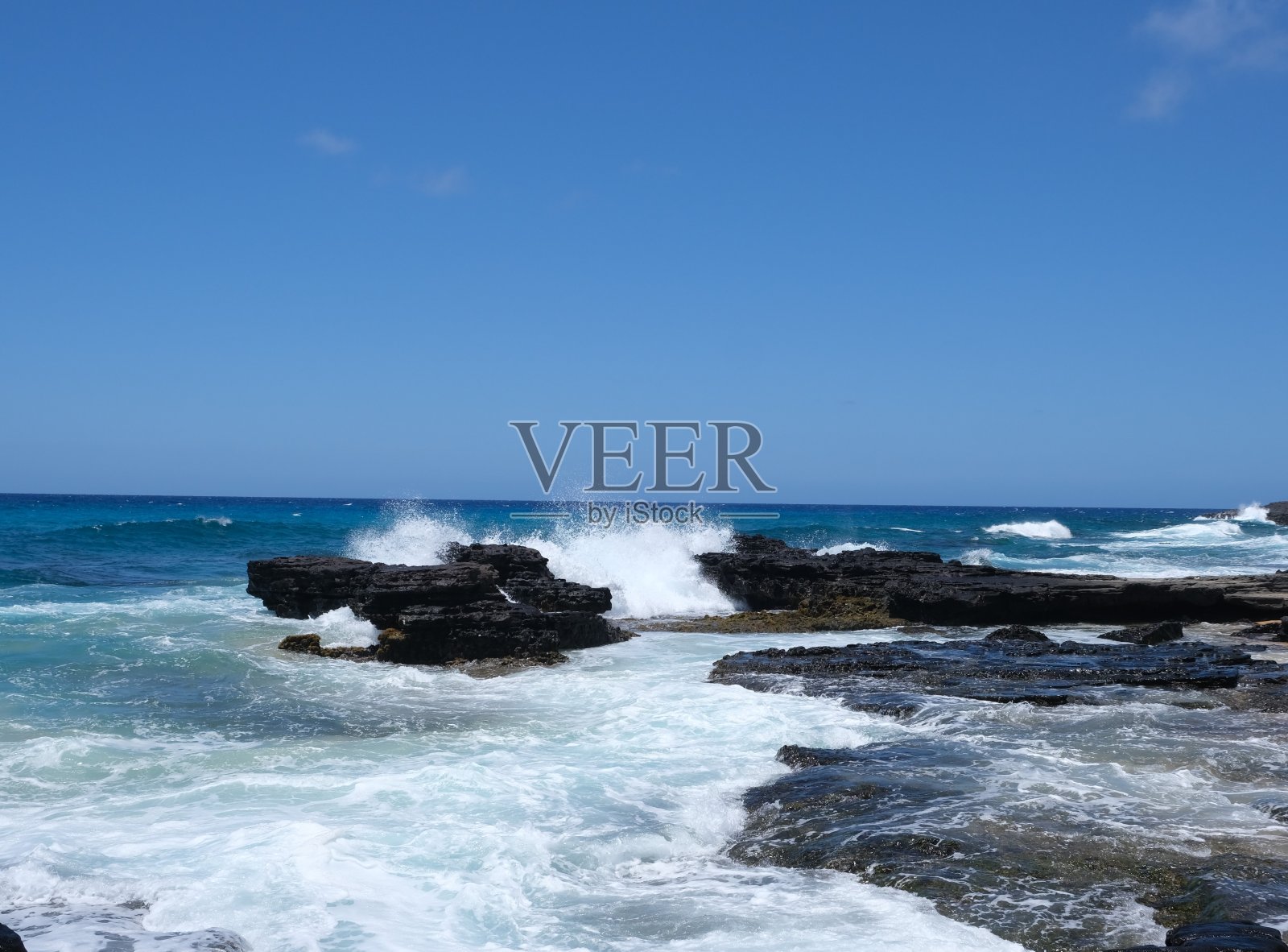东瓦胡岛夏威夷海岸线海浪汹涌照片摄影图片