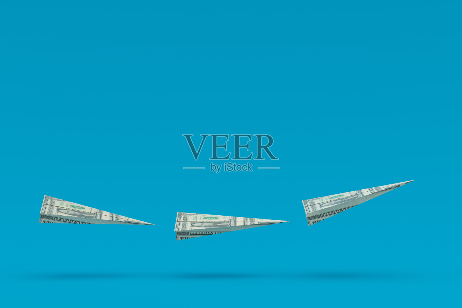 美元纸币纸飞机上升照片摄影图片