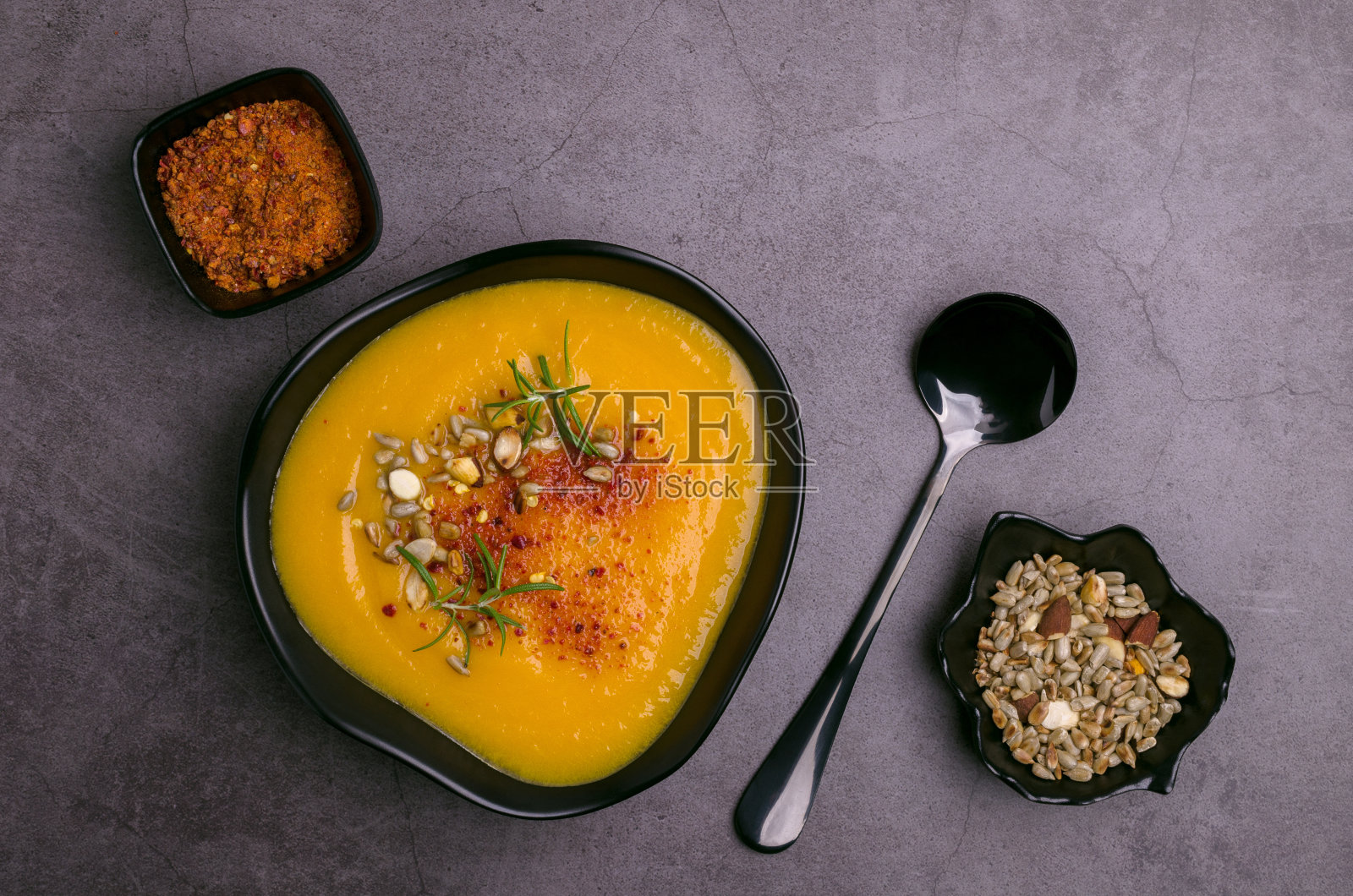 黄色的浓汤照片摄影图片