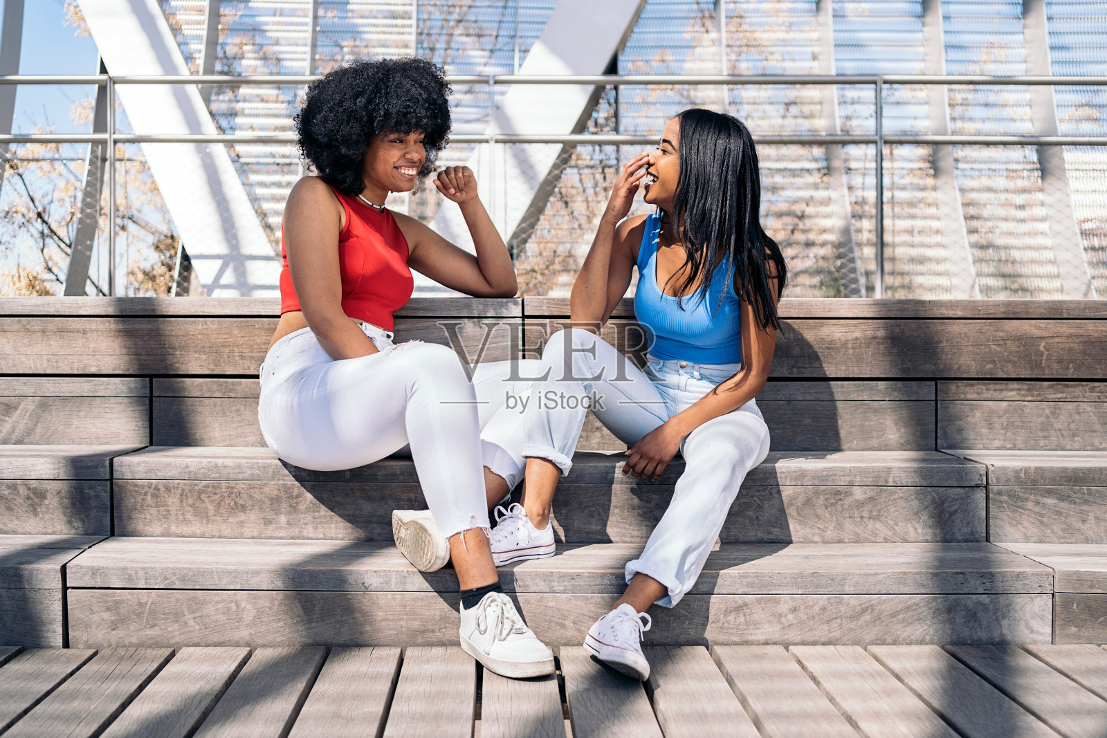 快乐黑人女性画像照片摄影图片