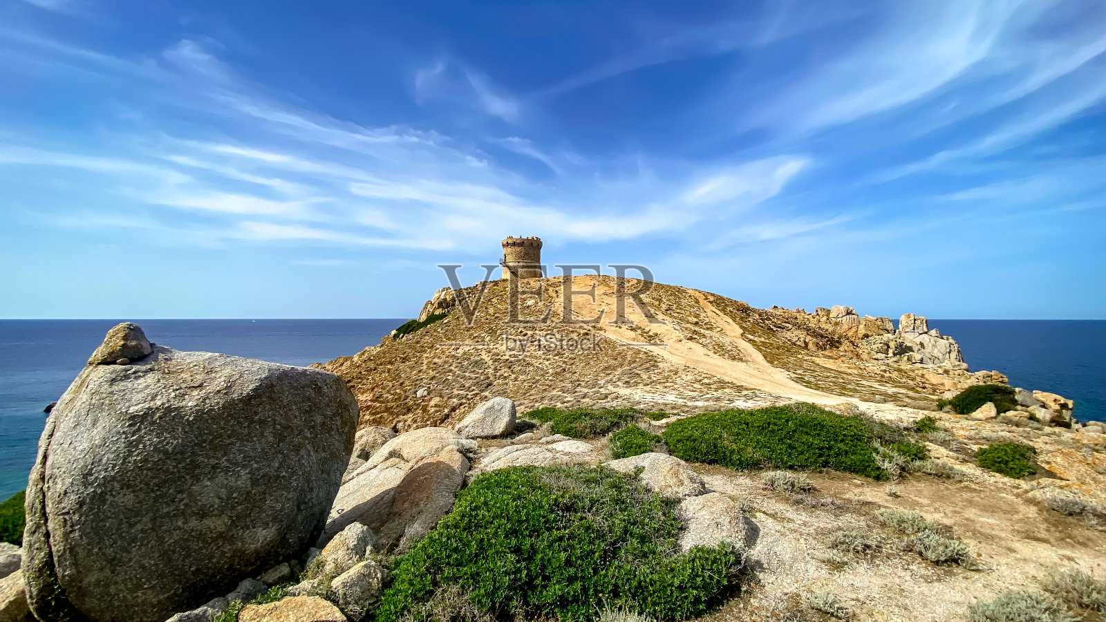 奥米尼亚塔(Torra d'Omigna) -在Cargèse被毁的热那亚塔照片摄影图片