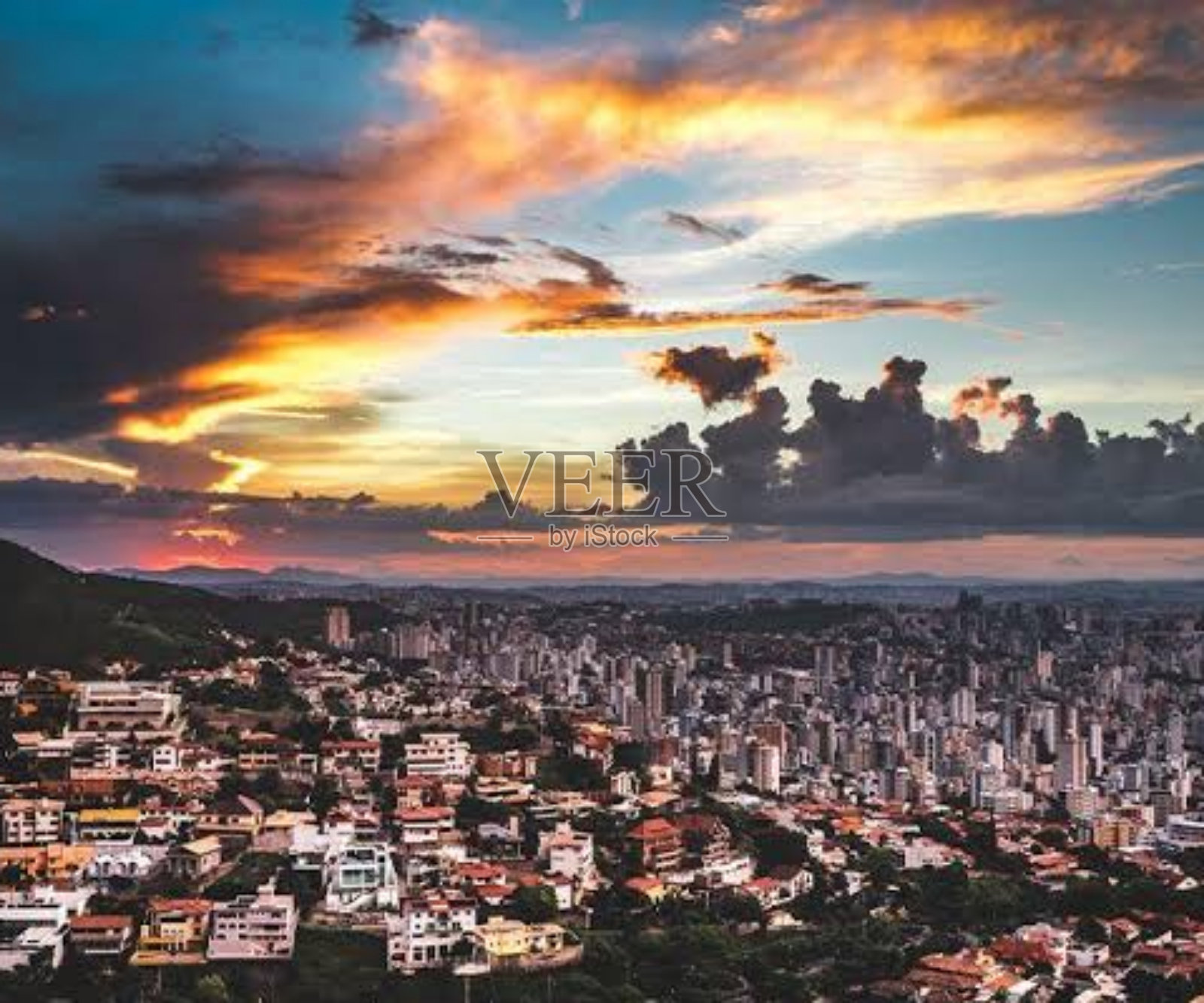 贝洛奥里藏特的日落照片摄影图片