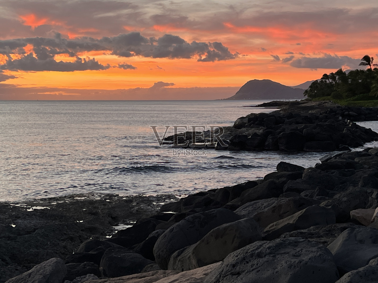 瓦胡岛西海岸的日落照片摄影图片