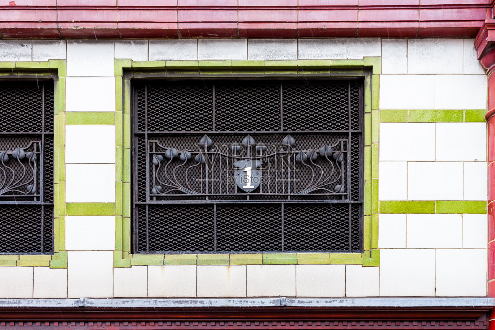 莫宁顿新月地铁站的栅栏照片摄影图片