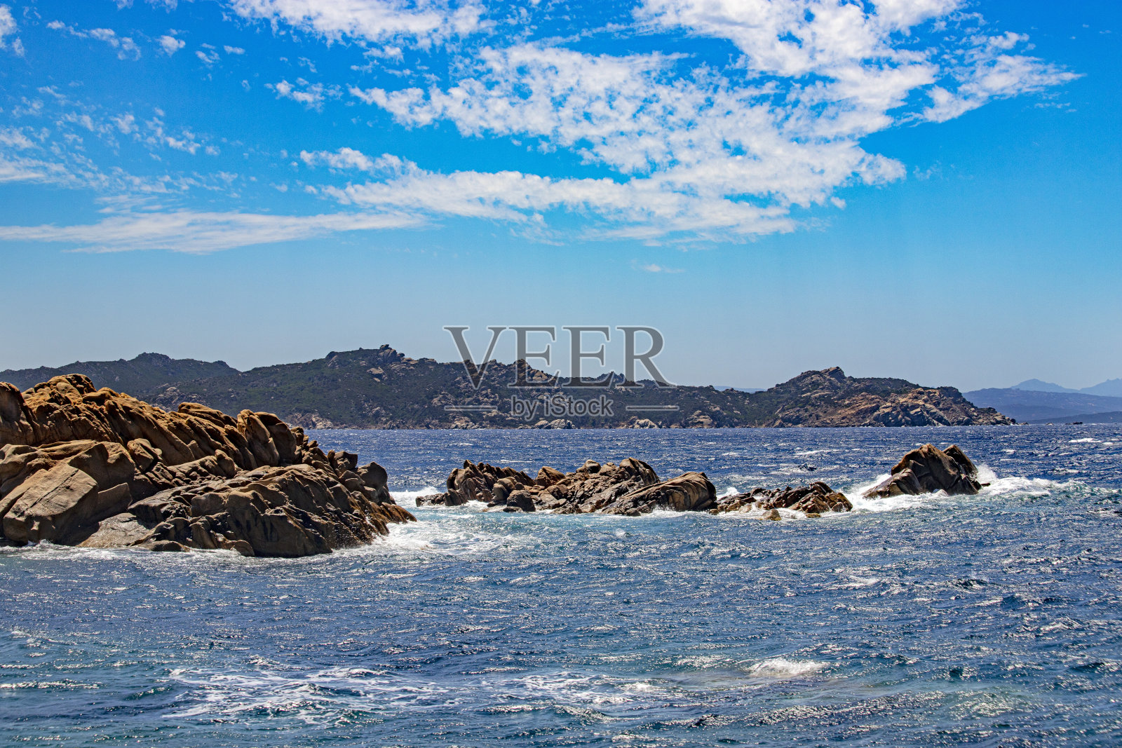 意大利撒丁岛北部马格达莱纳岛的卡波多索照片摄影图片