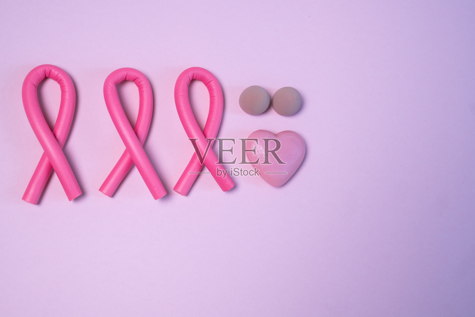 粉色丝带符号，乳腺癌意识概念，十月月照片摄影图片