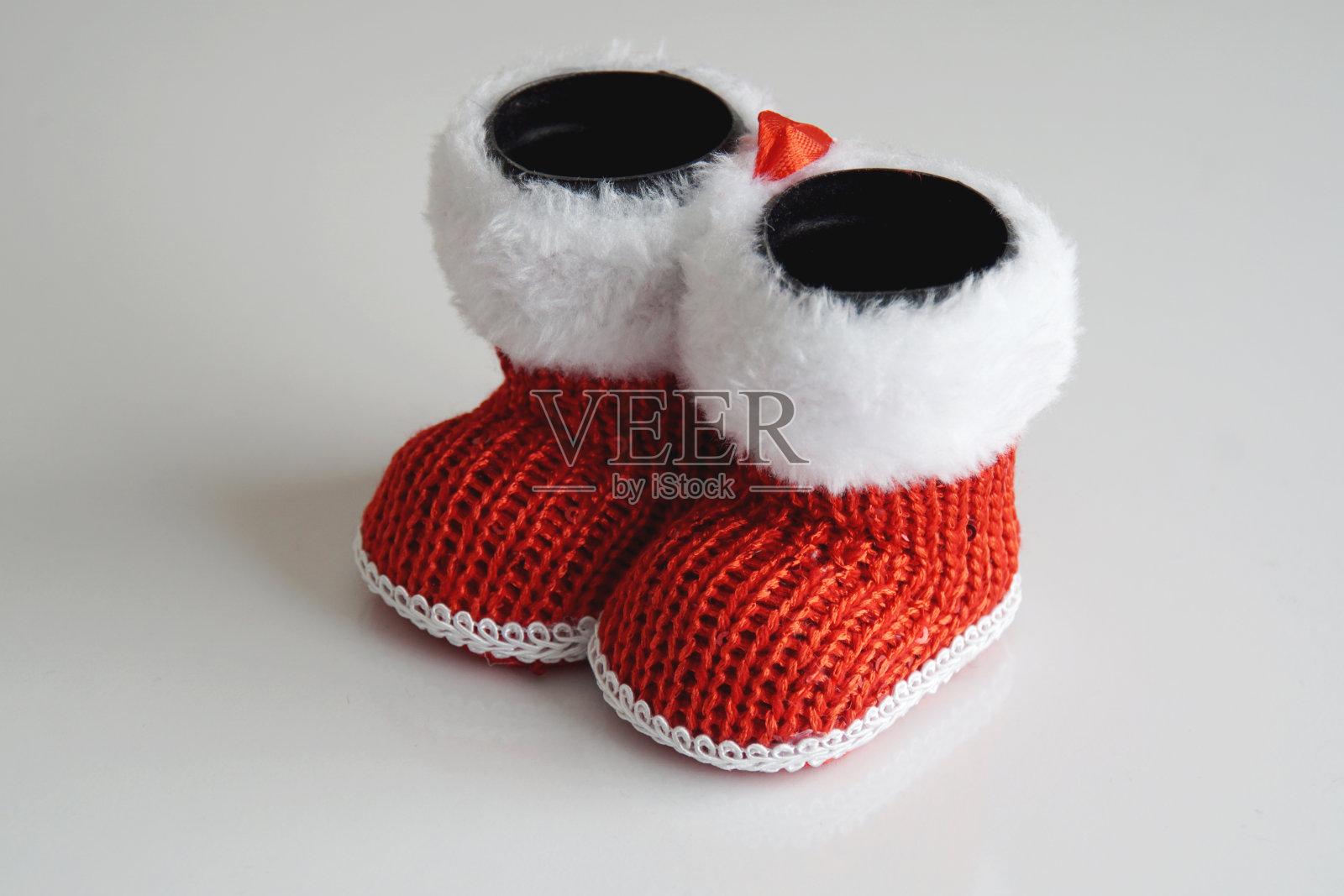 圣诞节和红鞋。照片摄影图片