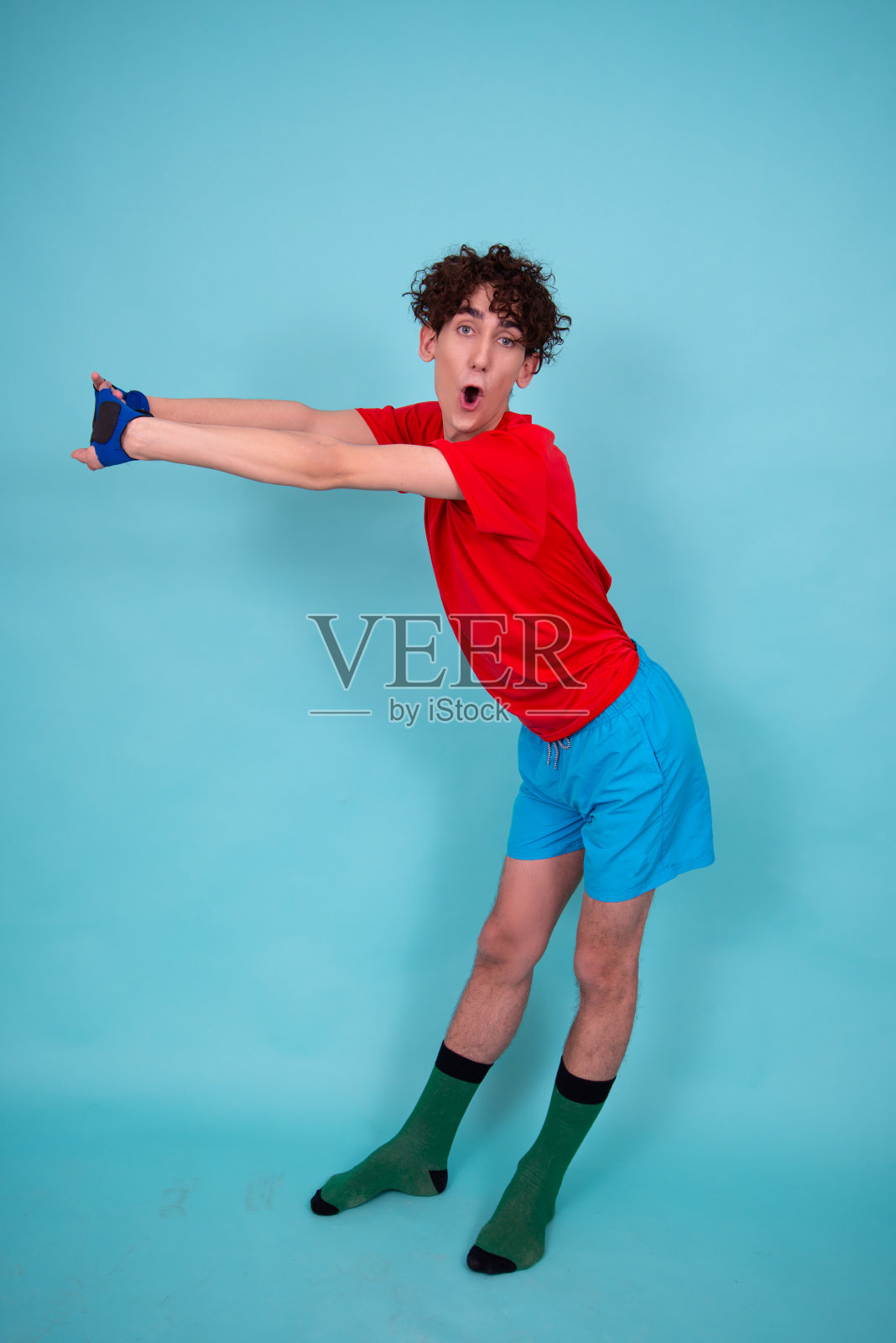 健身和健康的生活方式。有趣的家伙喜欢运动。照片摄影图片