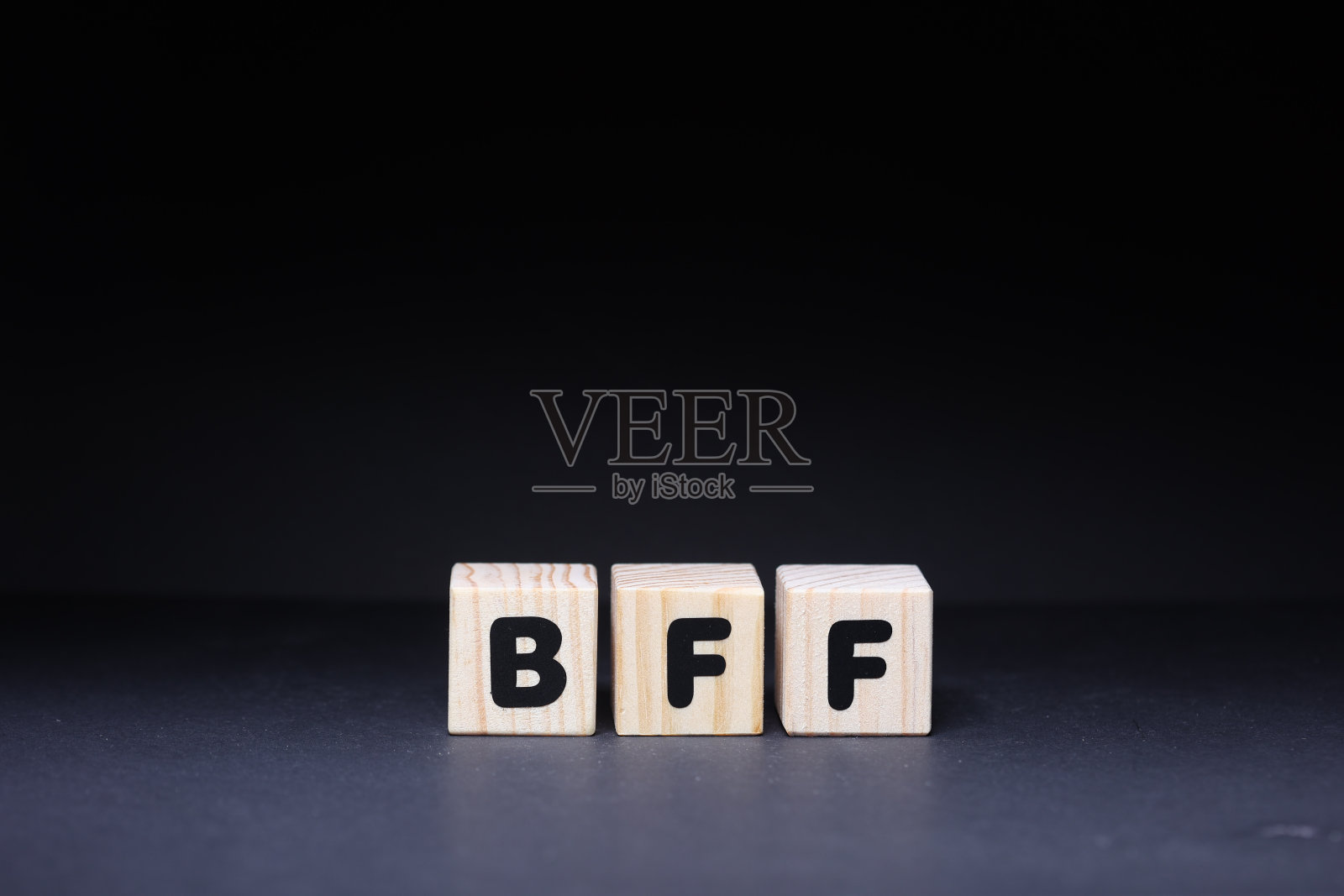 最好的朋友说木块照片摄影图片