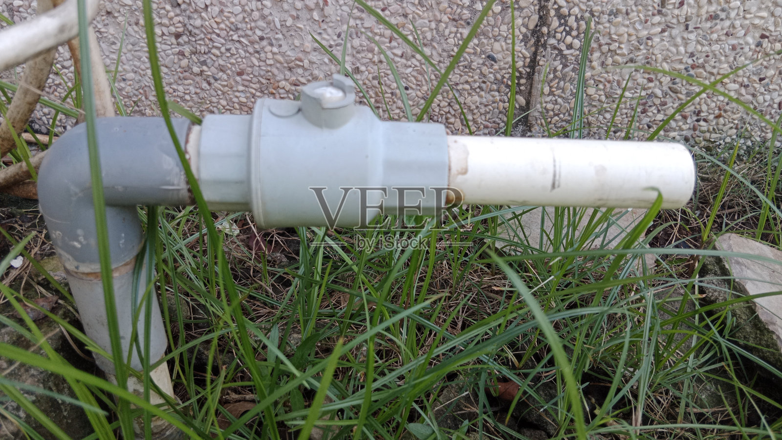 关闭城市公园的水龙头照片摄影图片