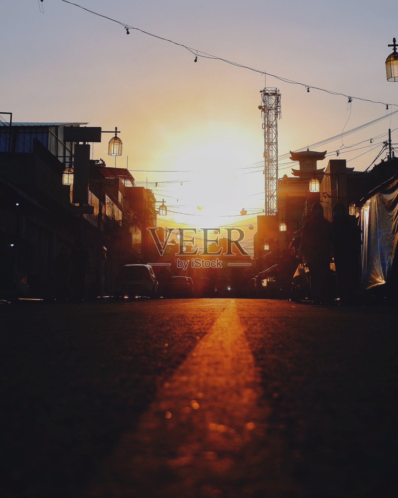 小镇的傍晚照片摄影图片