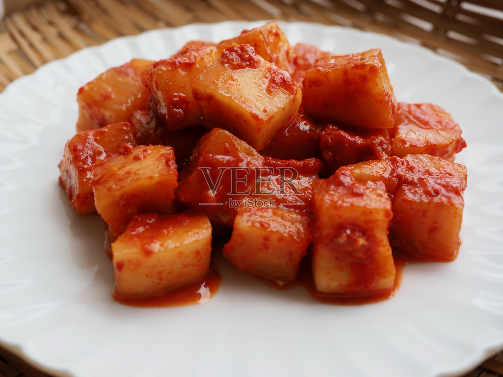 韩国传统食品新鲜萝卜泡菜照片摄影图片