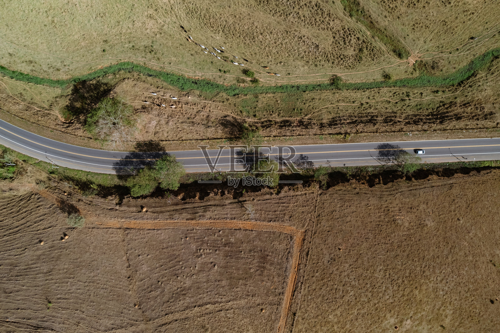 农场地区道路鸟瞰图照片摄影图片