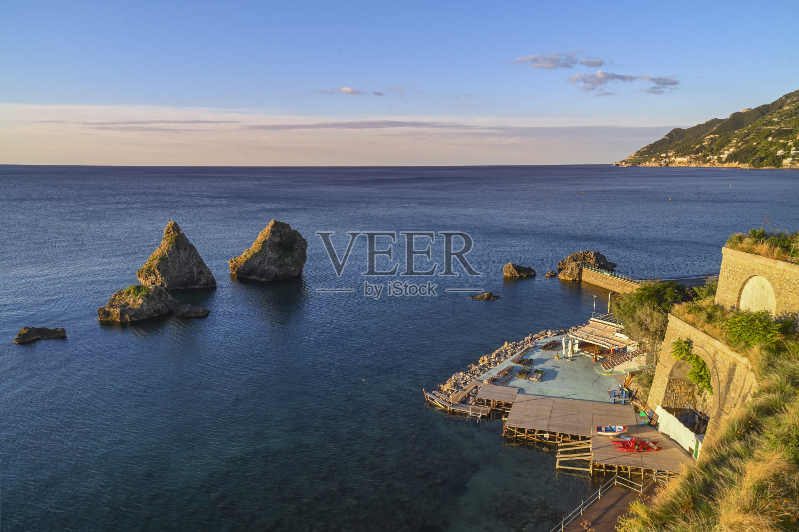 Vietri黄昏照片摄影图片