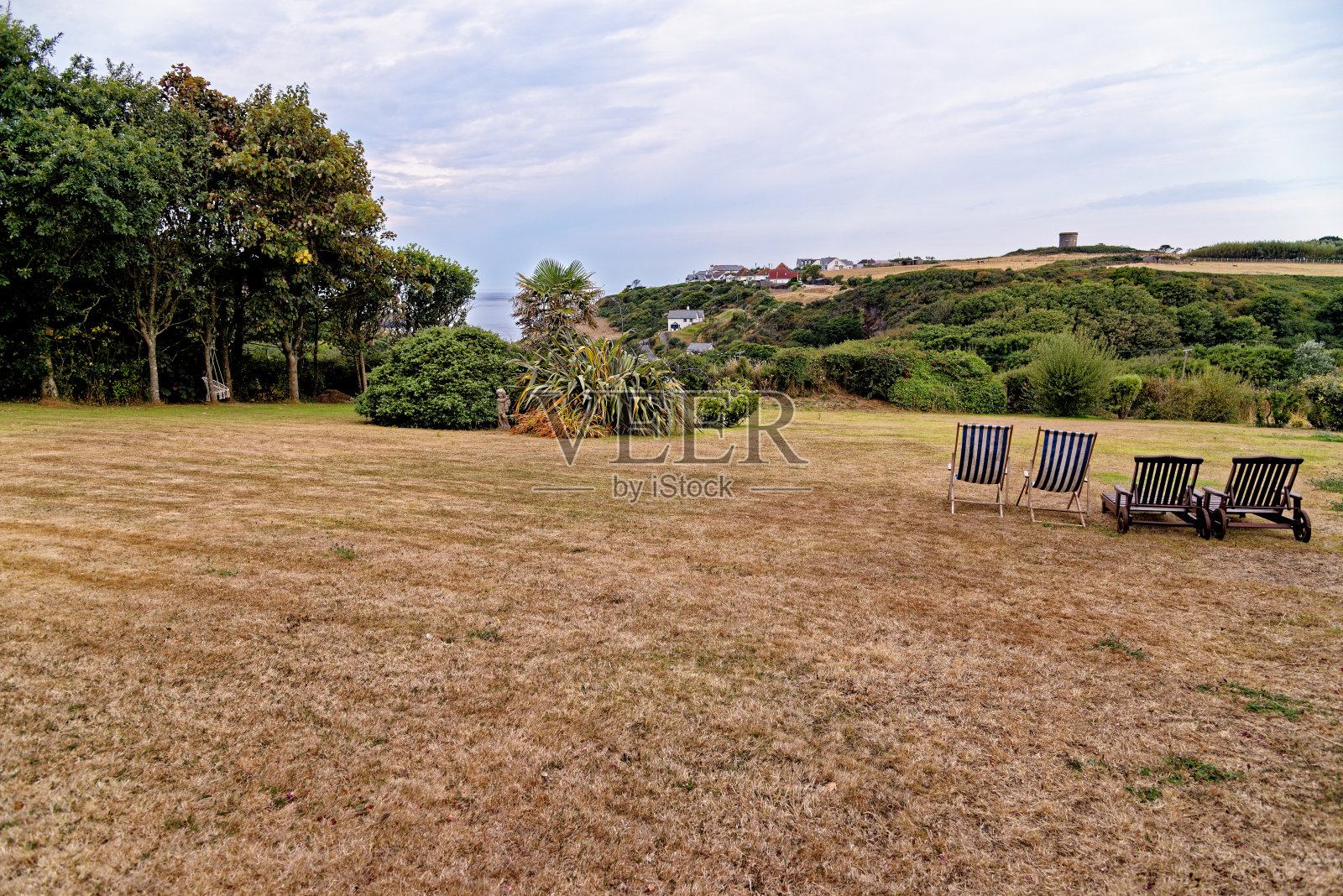 康沃尔郡在Mullion海湾的康沃尔郡海岸线的景色照片摄影图片