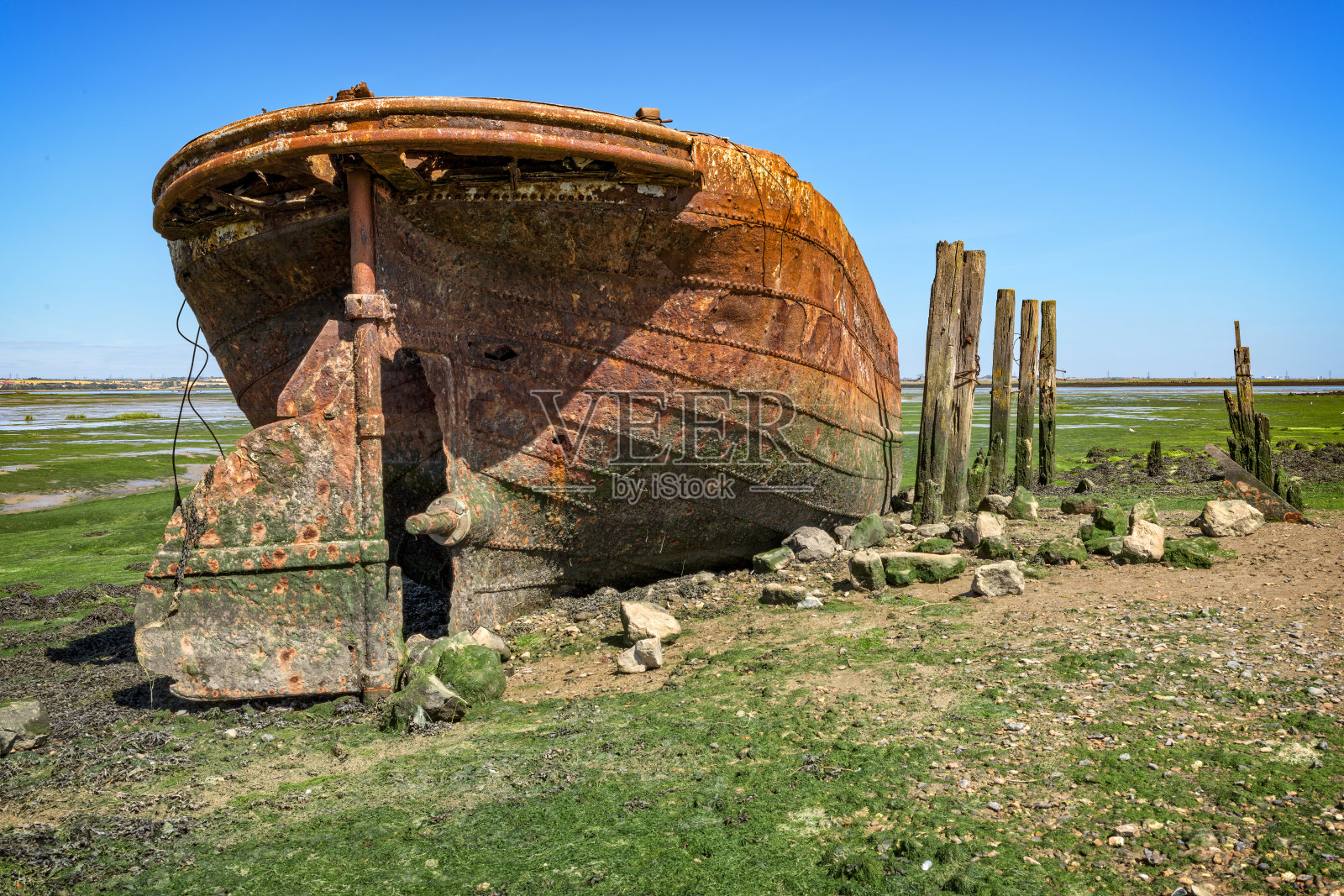 旧的废弃的船照片摄影图片