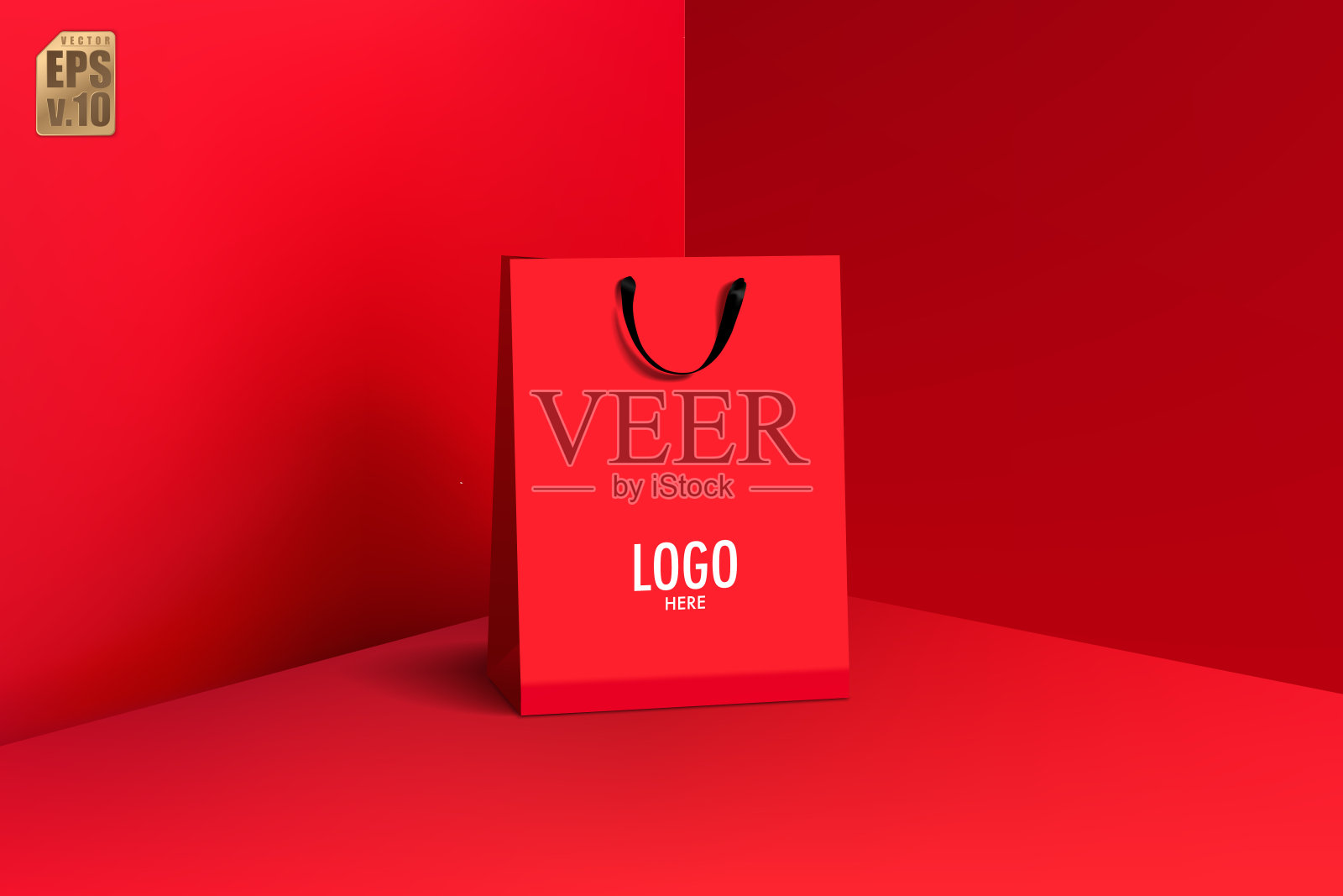 红色纸袋和黑色提手逼真的矢量设计。空白标识用于插入您的品牌。您可以用于网络营销，销售，演示布局，广告，促销活动，平面广告。插画图片素材